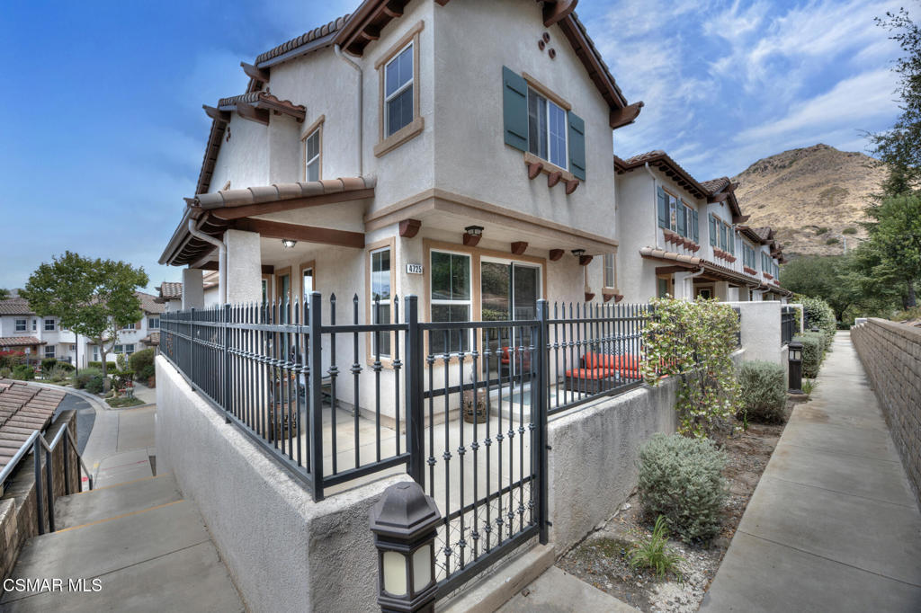 Newbury Park, California, 91320, United States, 3 Bedrooms Bedrooms, ,3 BathroomsBathrooms,Residential,For Sale,2048457