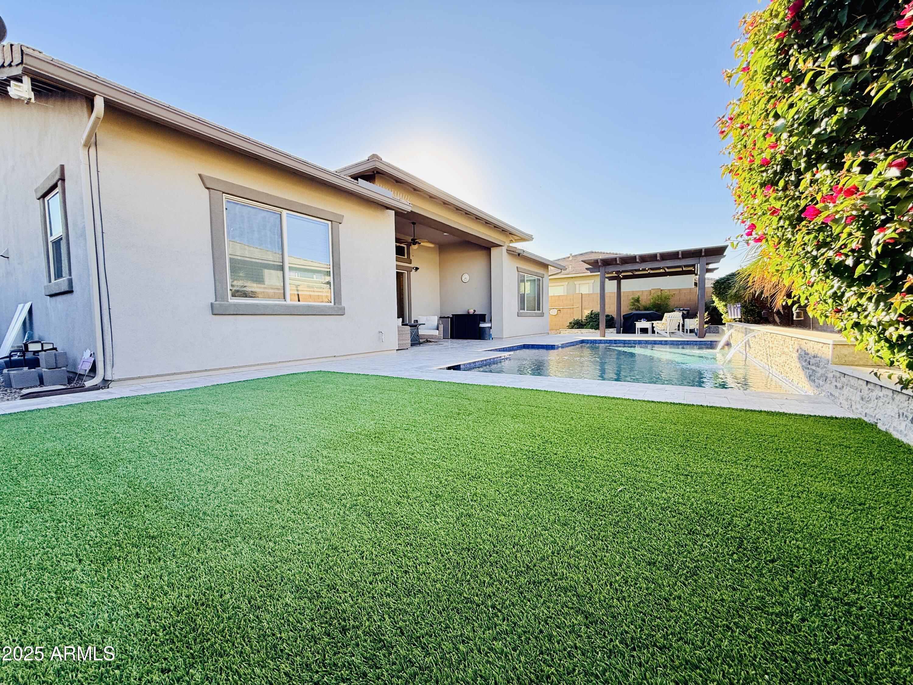 Litchfield Park, Arizona, 85340, United States, 3 Bedrooms Bedrooms, ,3 BathroomsBathrooms,Residential,For Sale,1989553