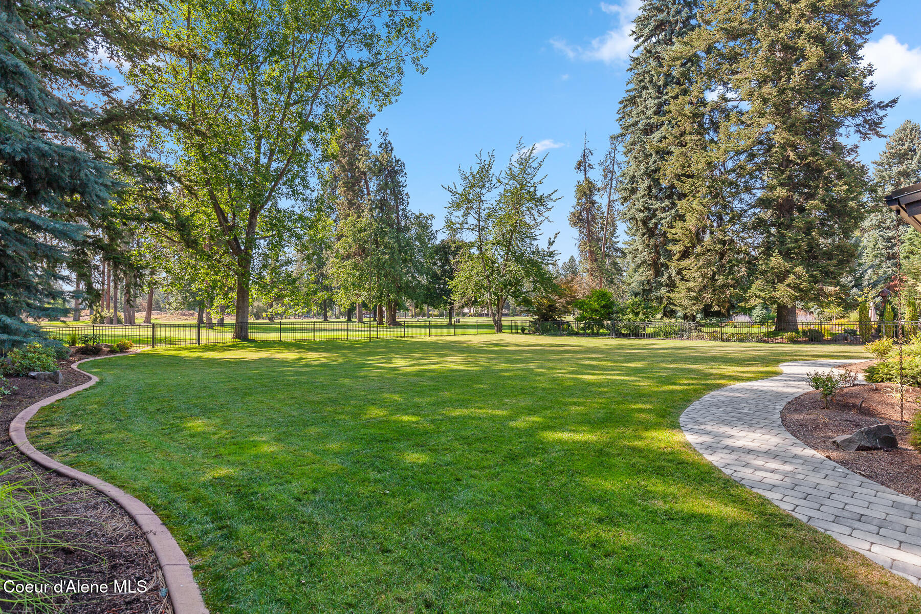 Hayden Lake, Idaho, 83835, United States, 4 Bedrooms Bedrooms, ,4 BathroomsBathrooms,Residential,For Sale,2015111