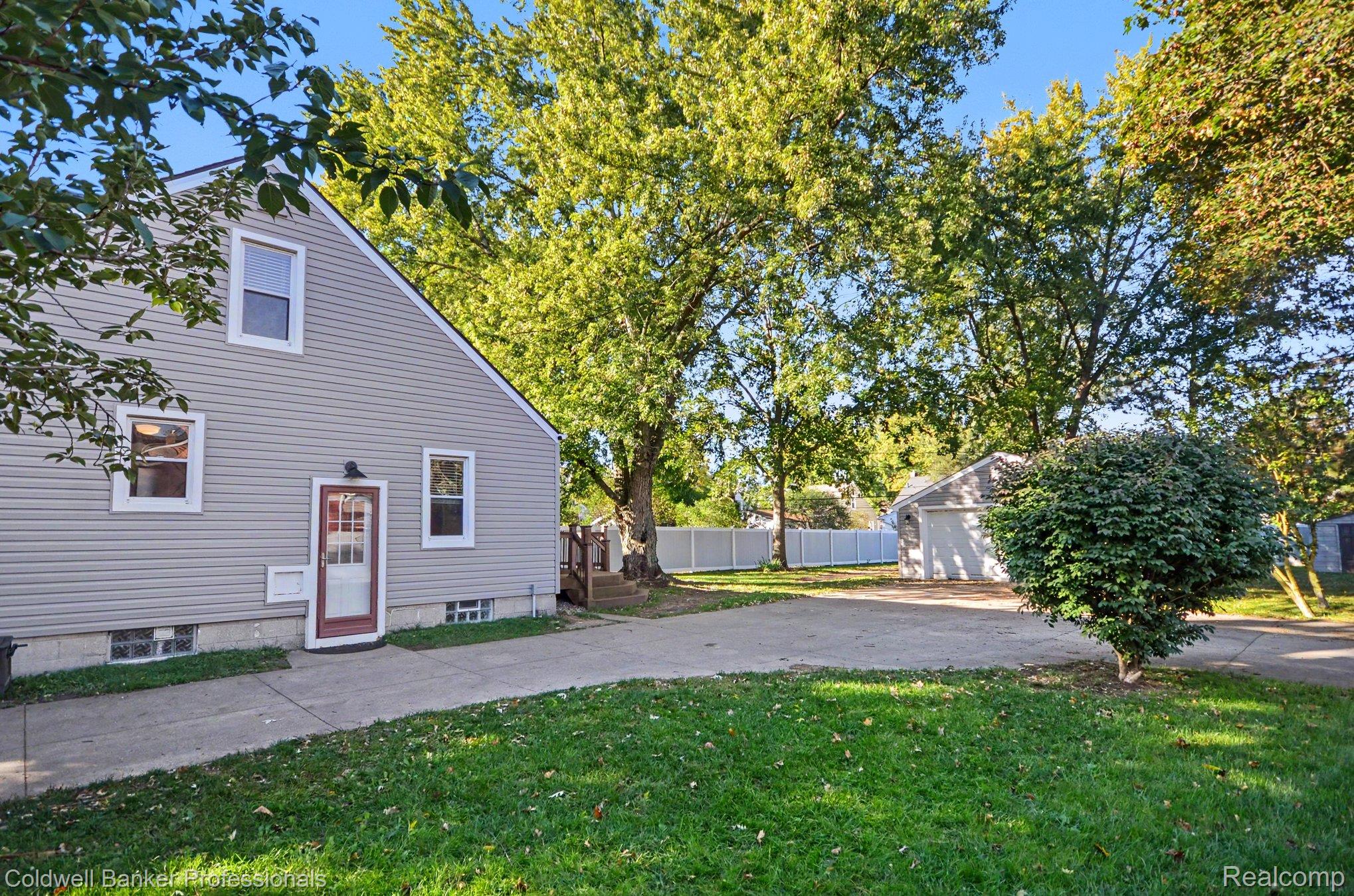 Altadena Ave, Royal Oak, MI 48067 #1