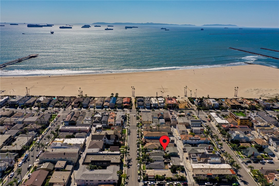 Seal Beach, California, 90740, United States, 4 Bedrooms Bedrooms, ,2 BathroomsBathrooms,Residential,For Sale,2001777