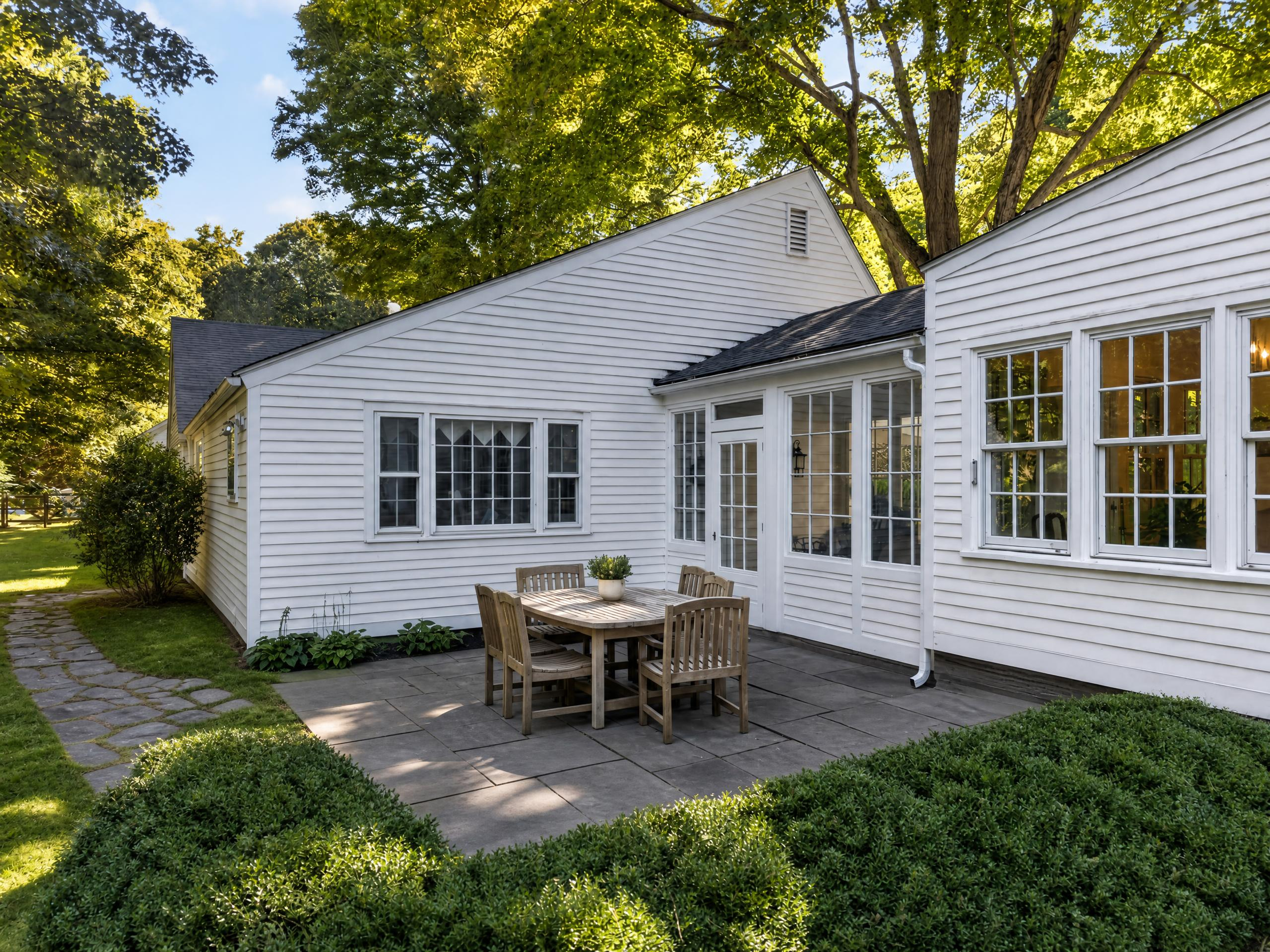  elegant and update historic colonial on 1.4 acres - 物件實景