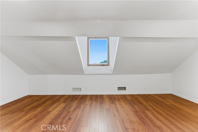 Los Angeles, California, 90043, United States, 3 Bedrooms Bedrooms, ,3 BathroomsBathrooms,Residential,For Sale,2049255