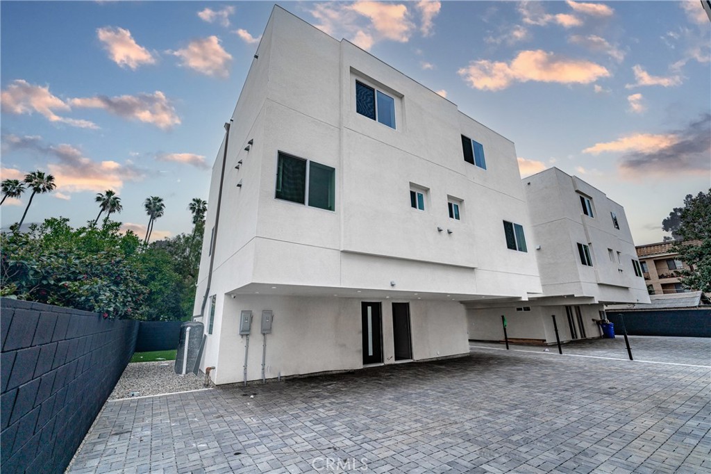 GARDENA, California, 90247, United States, ,Residential,For Sale,1810571