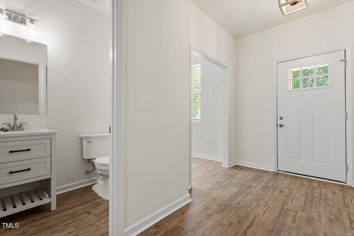 Durham, North Carolina, 27707, United States, 4 Bedrooms Bedrooms, ,4 BathroomsBathrooms,Residential,For Sale,1882318