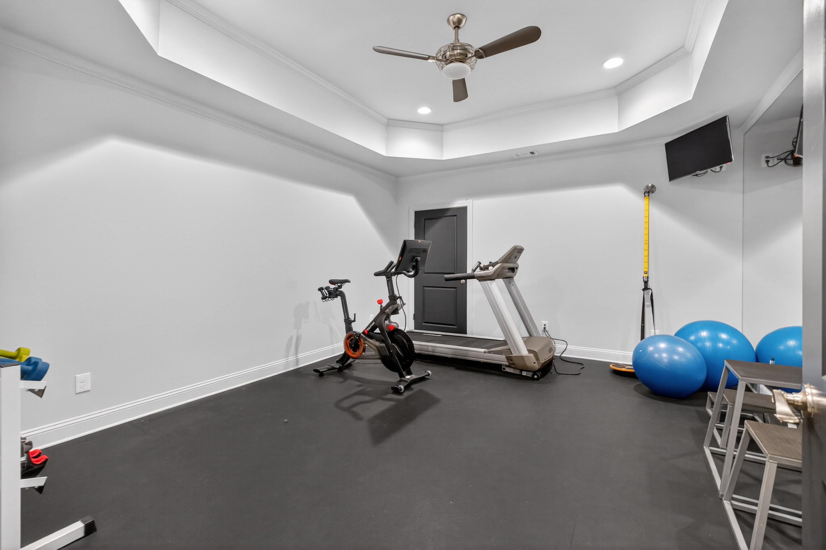  Experience Luxury in One of Georgia’s Most Prestigious Gated Golf Communities - 物件實景