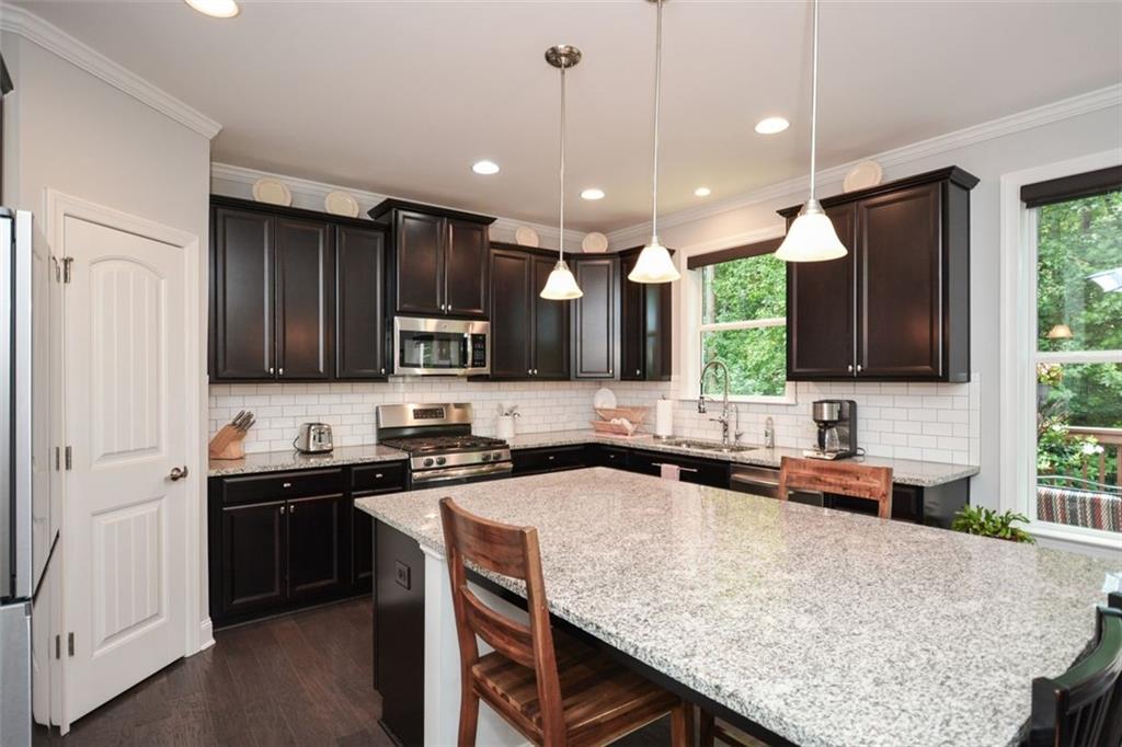 Dallas, Georgia, 30132, United States, 6 Bedrooms Bedrooms, ,5 BathroomsBathrooms,Residential,For Sale,1918553
