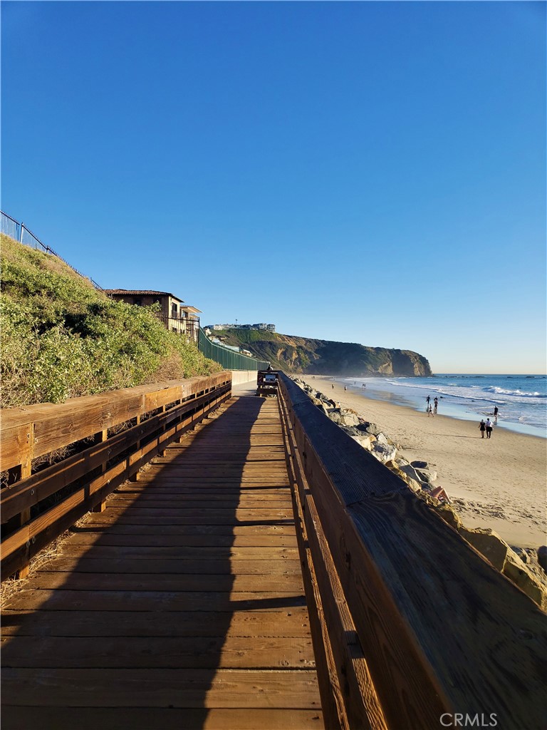 San Juan Capistrano, California, 92675, United States, 2 Bedrooms Bedrooms, ,3 BathroomsBathrooms,Residential,For Sale,1991096