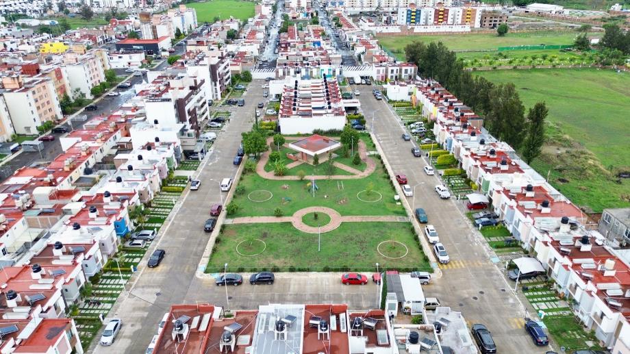 Morelia, Michoacán de Ocampo, 58195, Mexico, 5 Bedrooms Bedrooms, ,4 BathroomsBathrooms,Residential,For Sale,1918405
