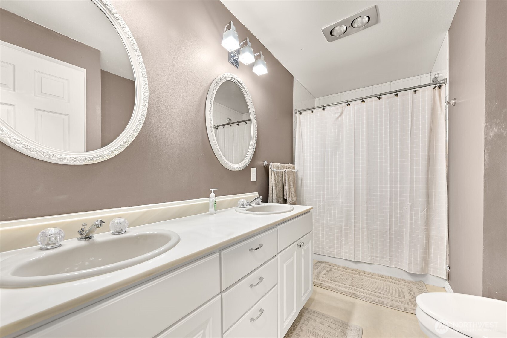 Ferndale, Washington, 98248, United States, 4 Bedrooms Bedrooms, ,3 BathroomsBathrooms,Residential,For Sale,1901183