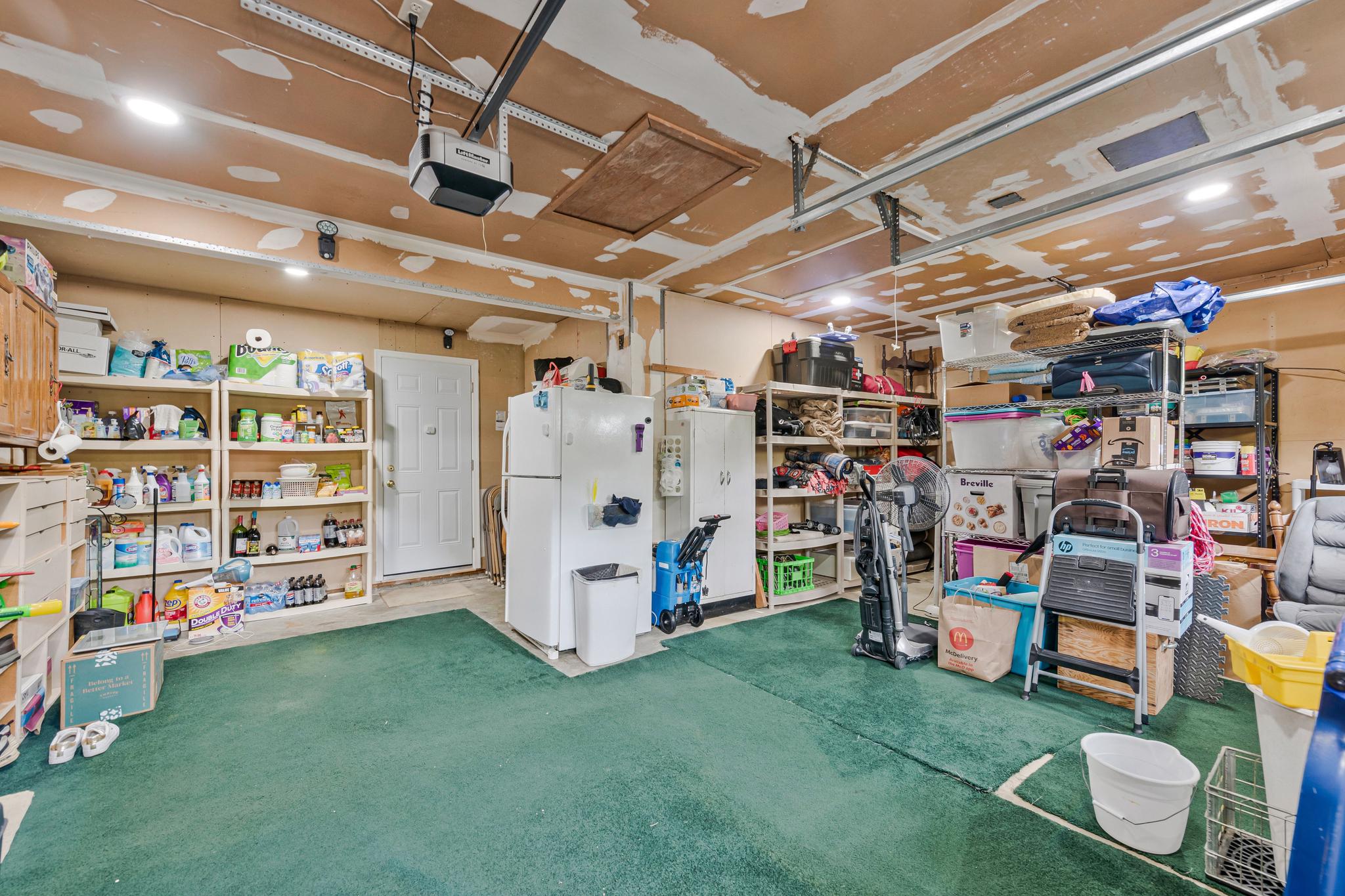 Bowie, Maryland, 20716, United States, 4 Bedrooms Bedrooms, ,2 BathroomsBathrooms,Residential,For Sale,2048193