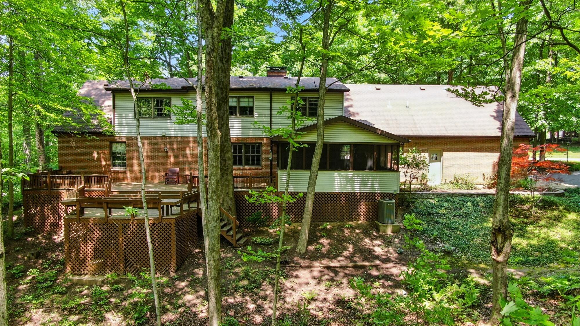 Springfield, Ohio, 45504, United States, 4 Bedrooms Bedrooms, ,3 BathroomsBathrooms,Residential,For Sale,1927340