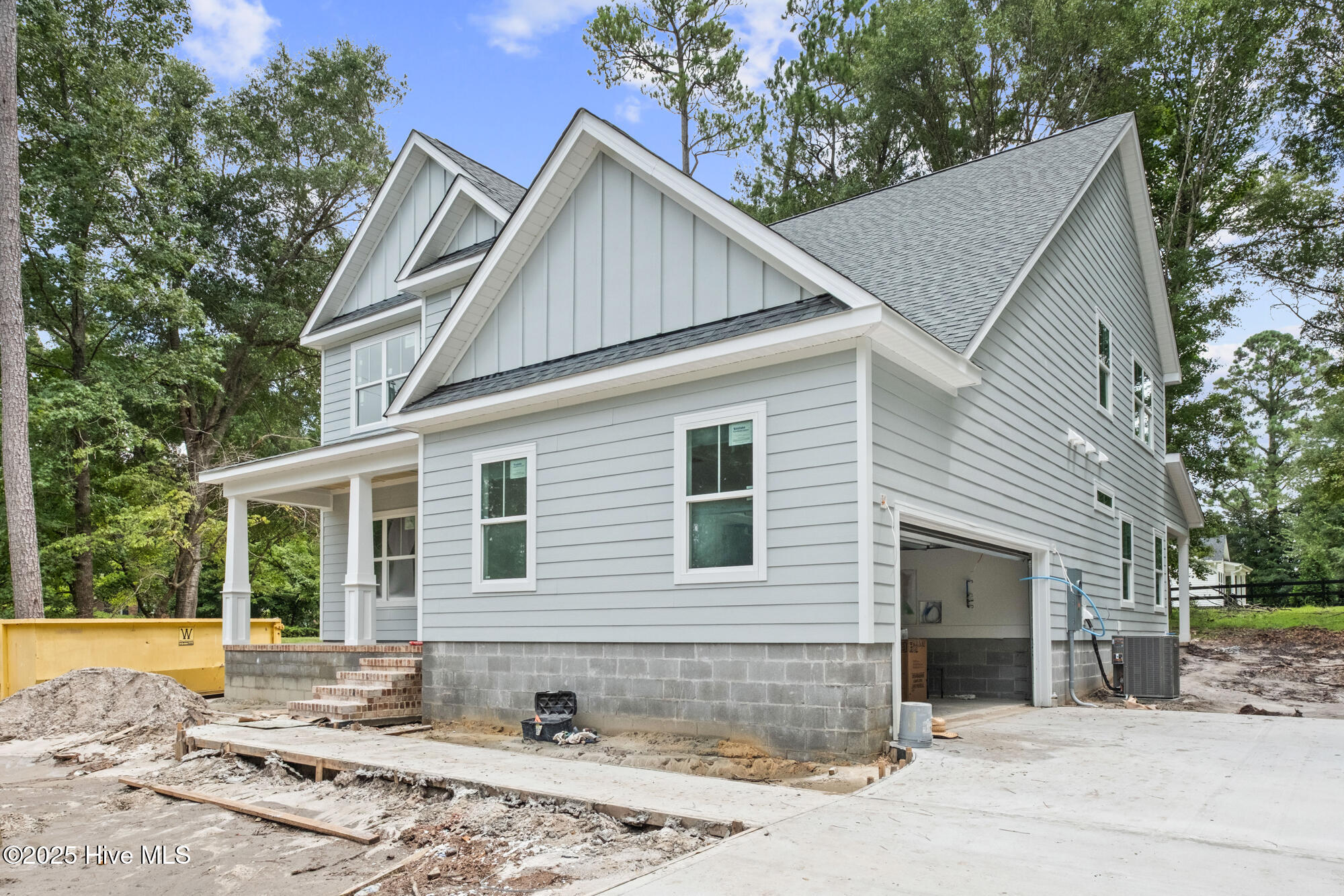 Wilmington, North Carolina, 28411, United States, 4 Bedrooms Bedrooms, ,4 BathroomsBathrooms,Residential,For Sale,1913563