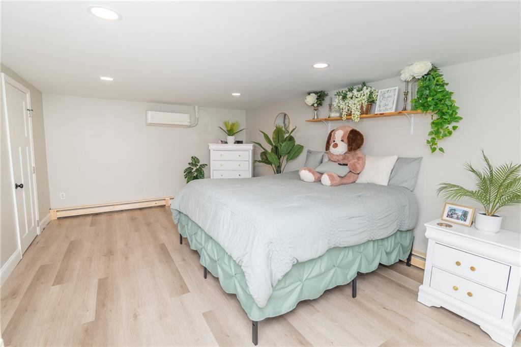 North Providence, Rhode Island, 02911, United States, 4 Bedrooms Bedrooms, ,1 BathroomBathrooms,Residential,For Sale,2005817