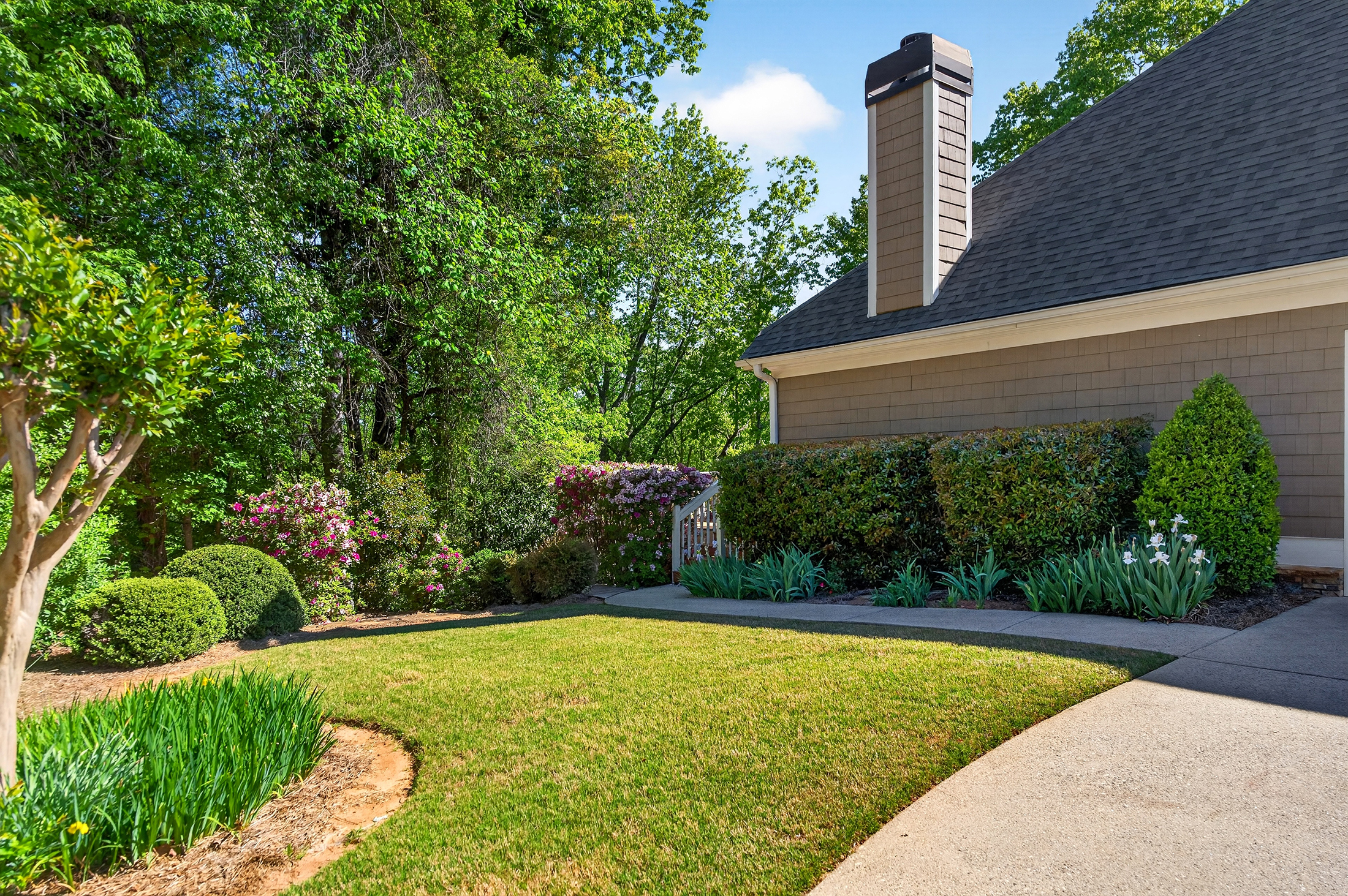 Beautifully Updated Ranch-Style Home in the Prestigious Achasta Golf Community - 物件實景