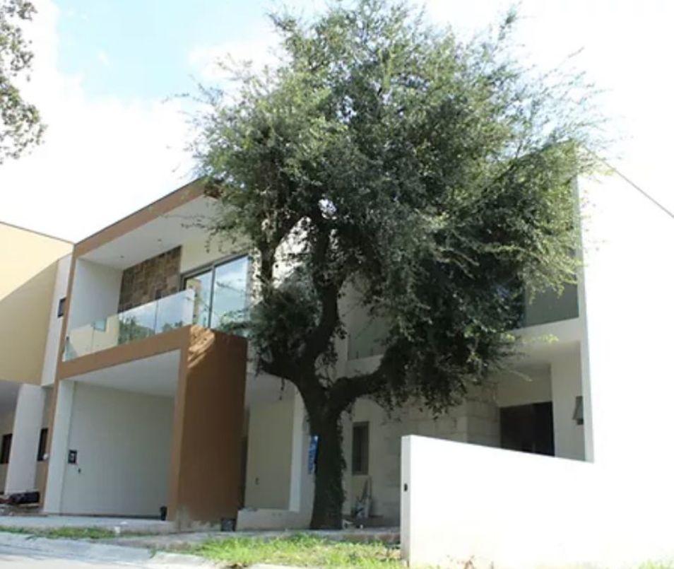 Tulipan, Monterrey, Nuevo León, 64890, Mexico, 4 Bedrooms Bedrooms, ,4 BathroomsBathrooms,Residential,For Sale,Tulipan,1616275