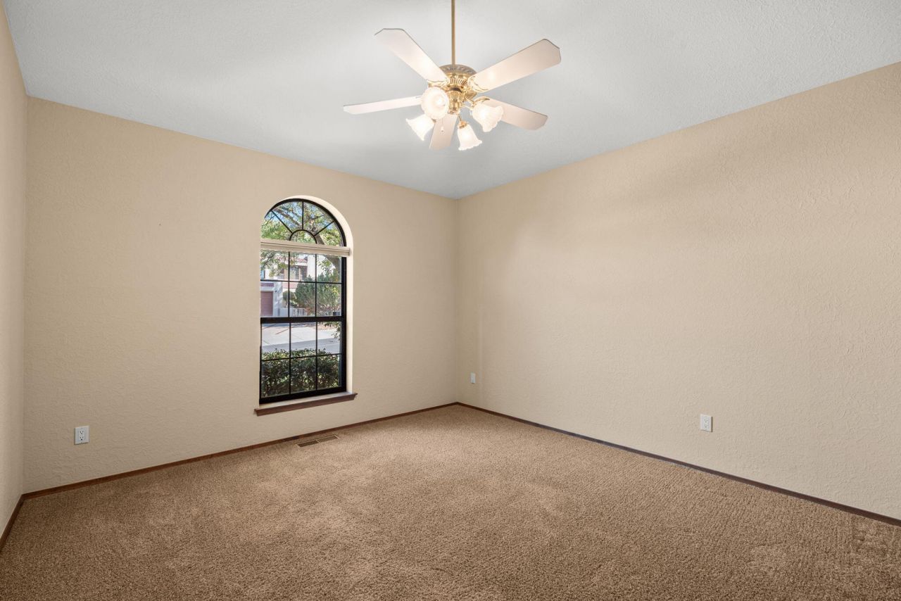 Albuquerque, New Mexico, 87112, United States, 4 Bedrooms Bedrooms, ,3 BathroomsBathrooms,Residential,For Sale,1985067