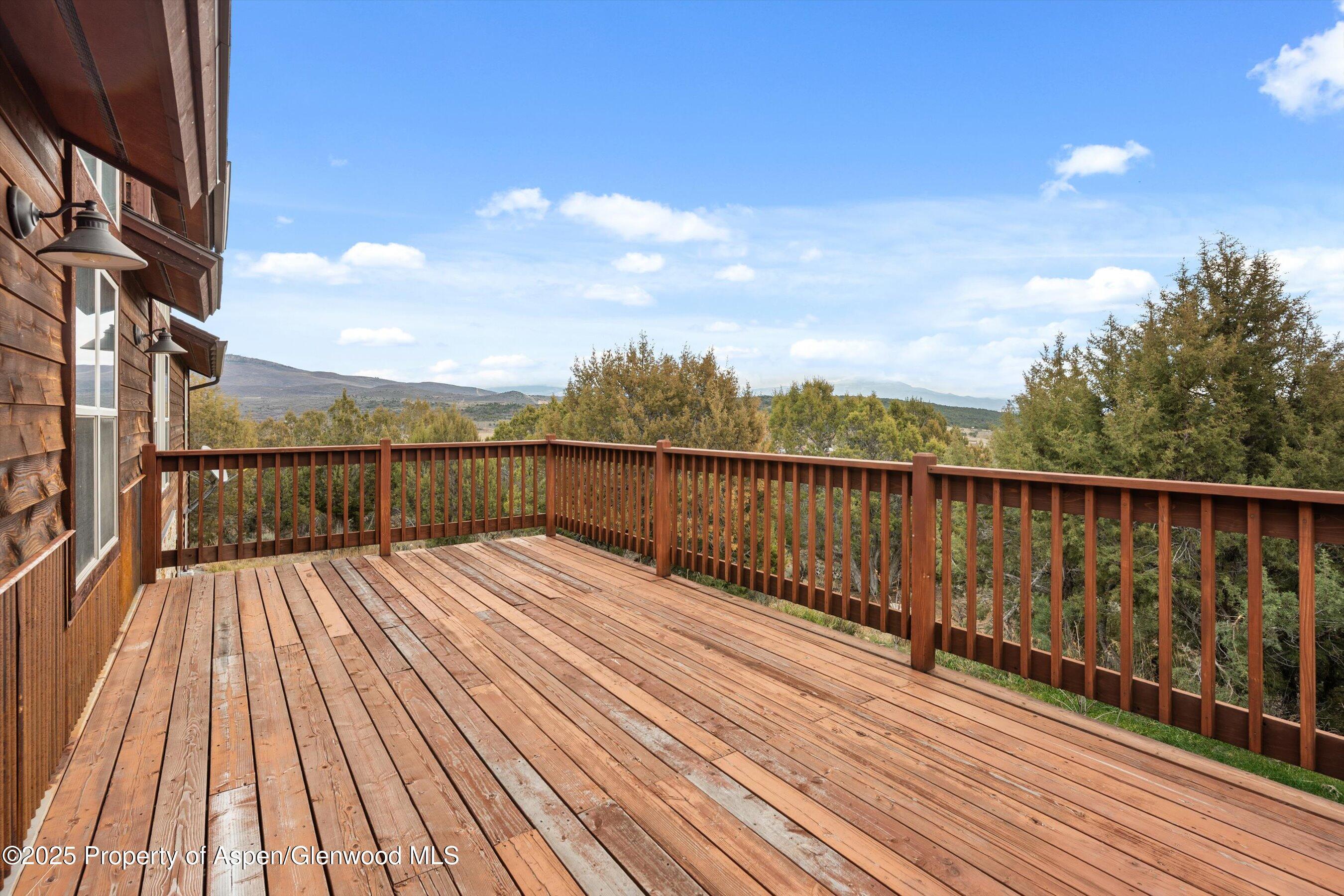 Glenwood Springs, Colorado, 81601, United States, 4 Bedrooms Bedrooms, ,3 BathroomsBathrooms,Residential,For Sale,2000714