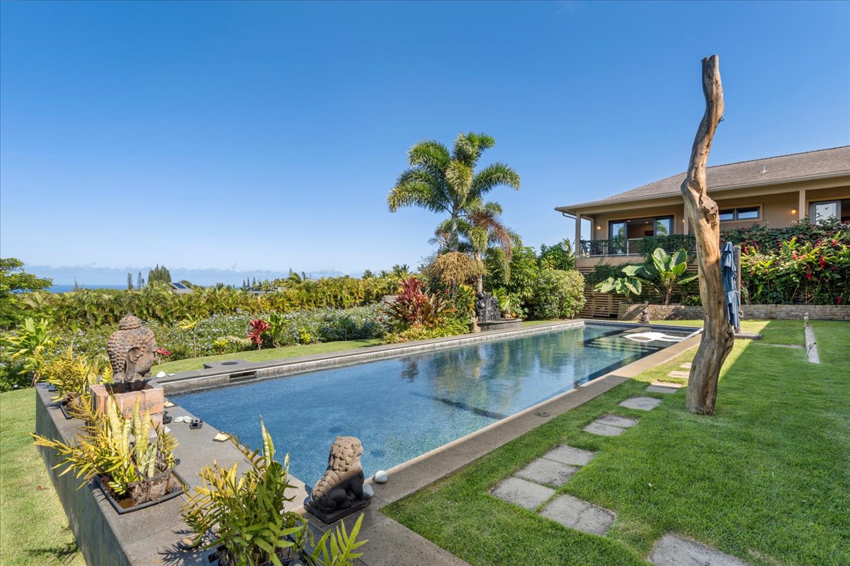 Haiku, Hawaii, 96708, United States, 4 Bedrooms Bedrooms, ,3 BathroomsBathrooms,Residential,For Sale,2002523