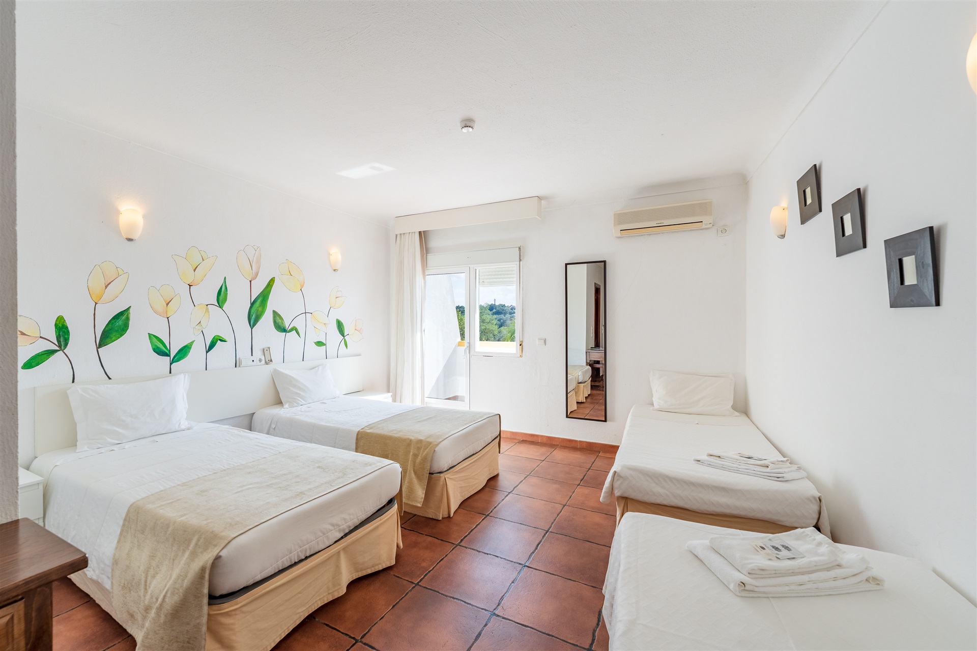  House, 11 bedrooms, for Sale - 物件實景