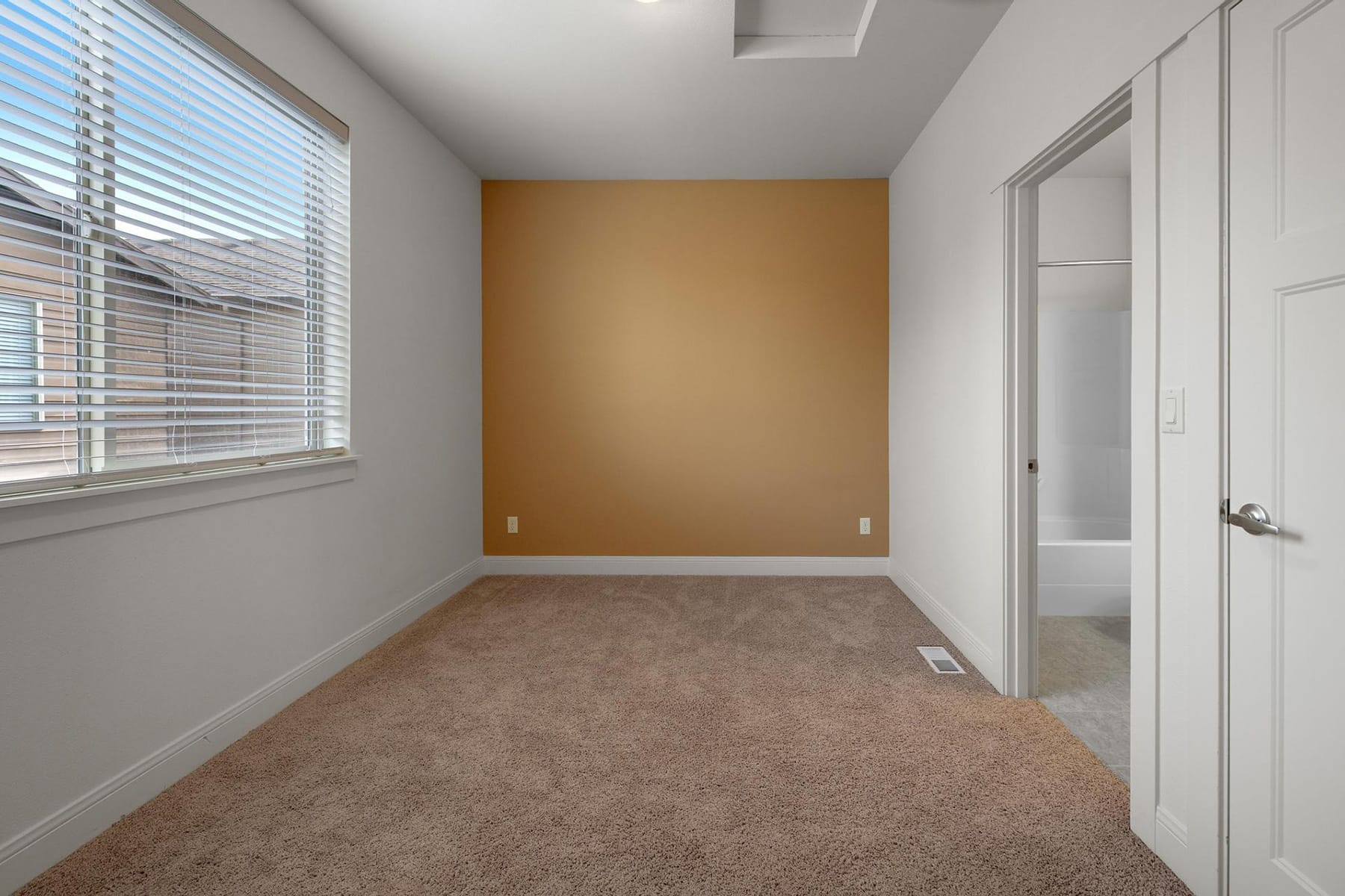  14340 SW BURLWOOD LN Beaverton, OR 97005 - 物件實景