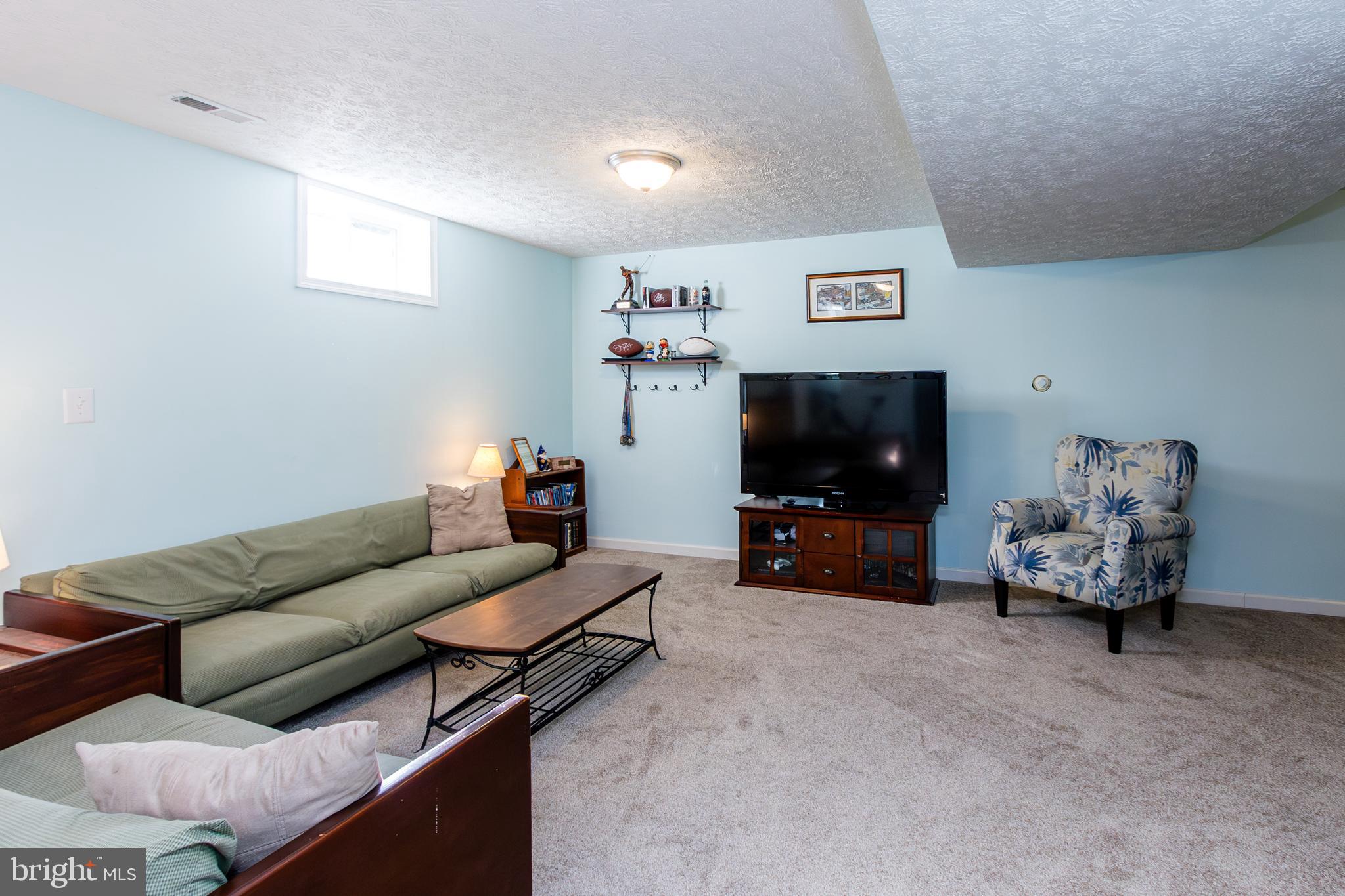 Saint Inigoes, Maryland, 20684, United States, 4 Bedrooms Bedrooms, ,4 BathroomsBathrooms,Residential,For Sale,2005176