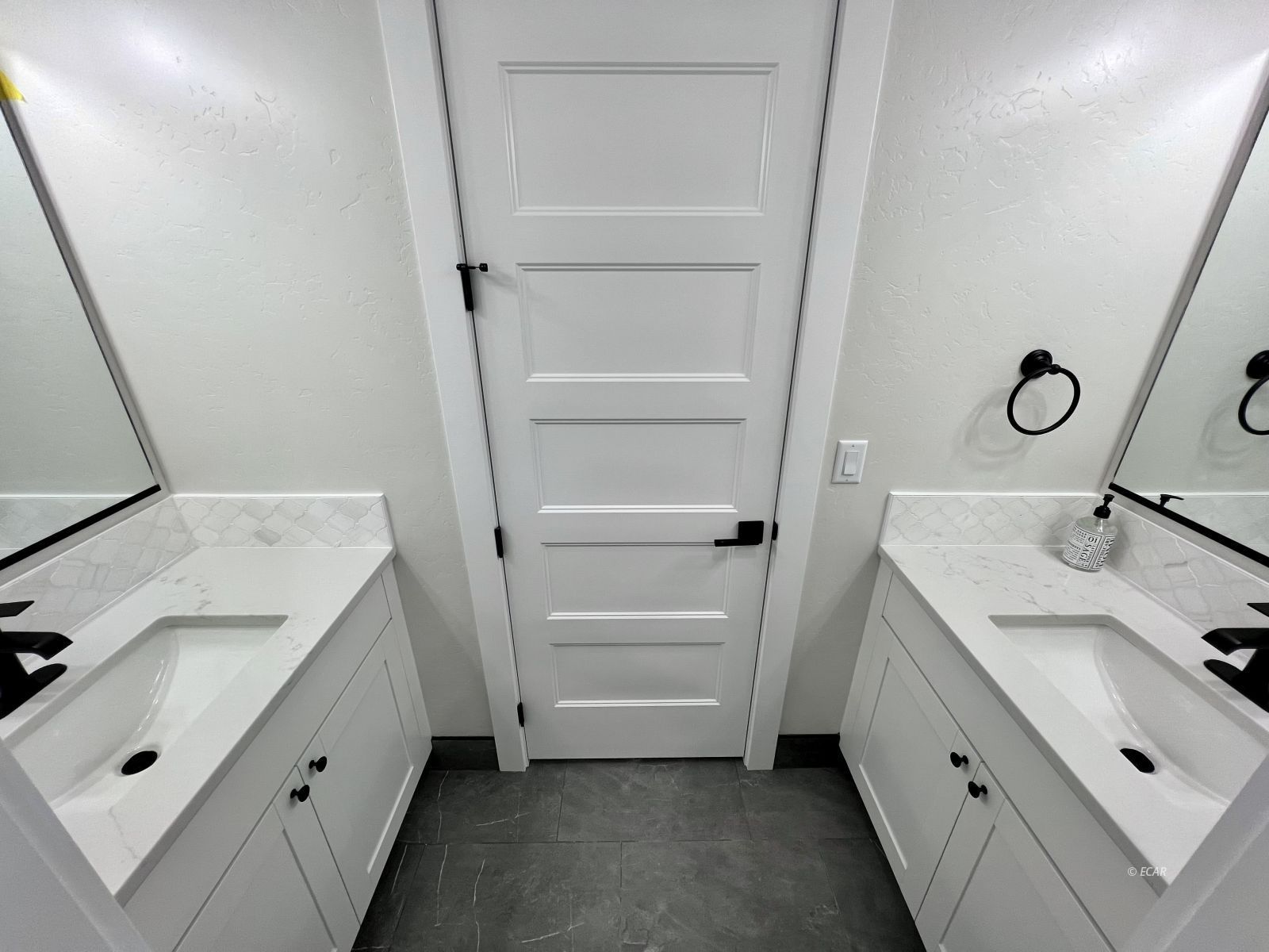Elko, Nevada, 89801, United States, 3 Bedrooms Bedrooms, ,3 BathroomsBathrooms,Residential,For Sale,1776879