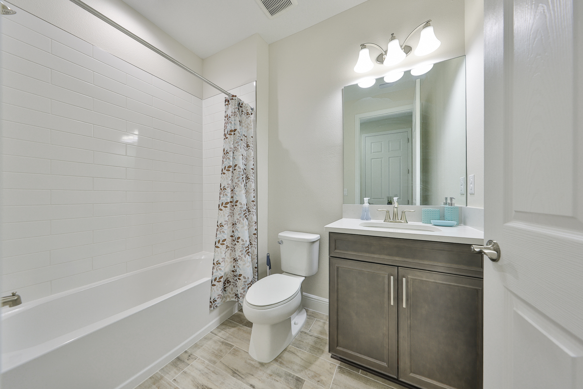 Riverview, Florida, 33579, United States, 4 Bedrooms Bedrooms, ,3 BathroomsBathrooms,Residential,For Sale,1973757