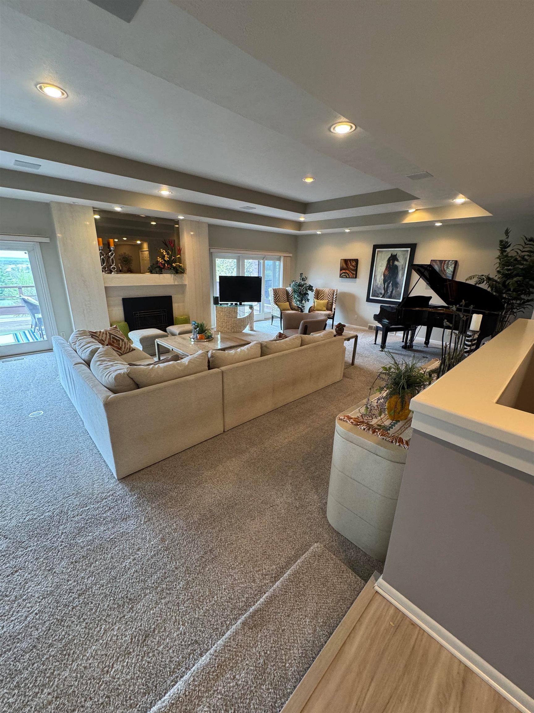 Norfolk, Nebraska, 68701-000, United States, 4 Bedrooms Bedrooms, ,3 BathroomsBathrooms,Residential,For Sale,1792775