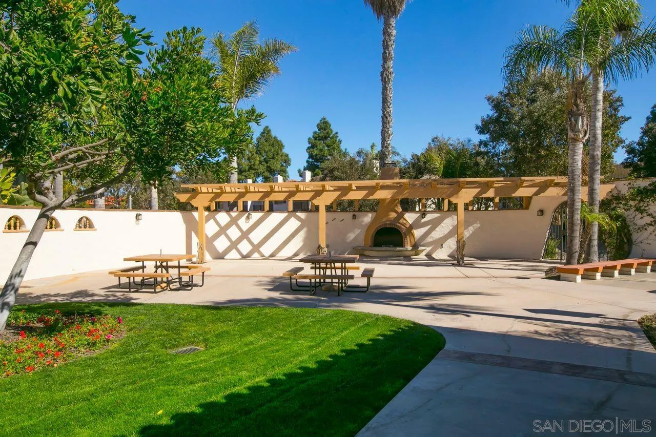 San Diego, California, 92110, United States, 4 Bedrooms Bedrooms, ,3 BathroomsBathrooms,Residential,For Sale,1940951