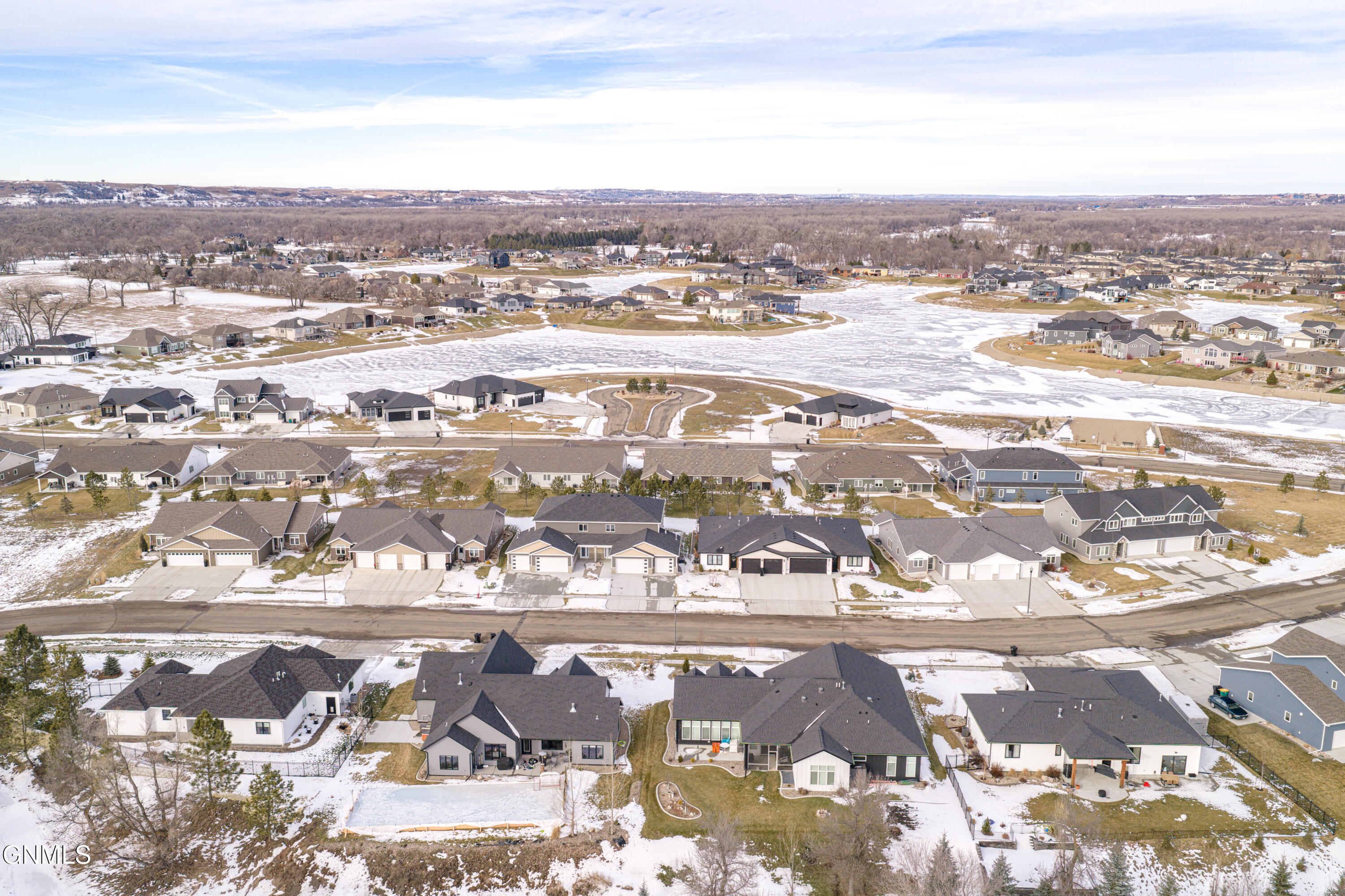 Bismarck, North Dakota, 58504, United States, 3 Bedrooms Bedrooms, ,3 BathroomsBathrooms,Residential,For Sale,1978432