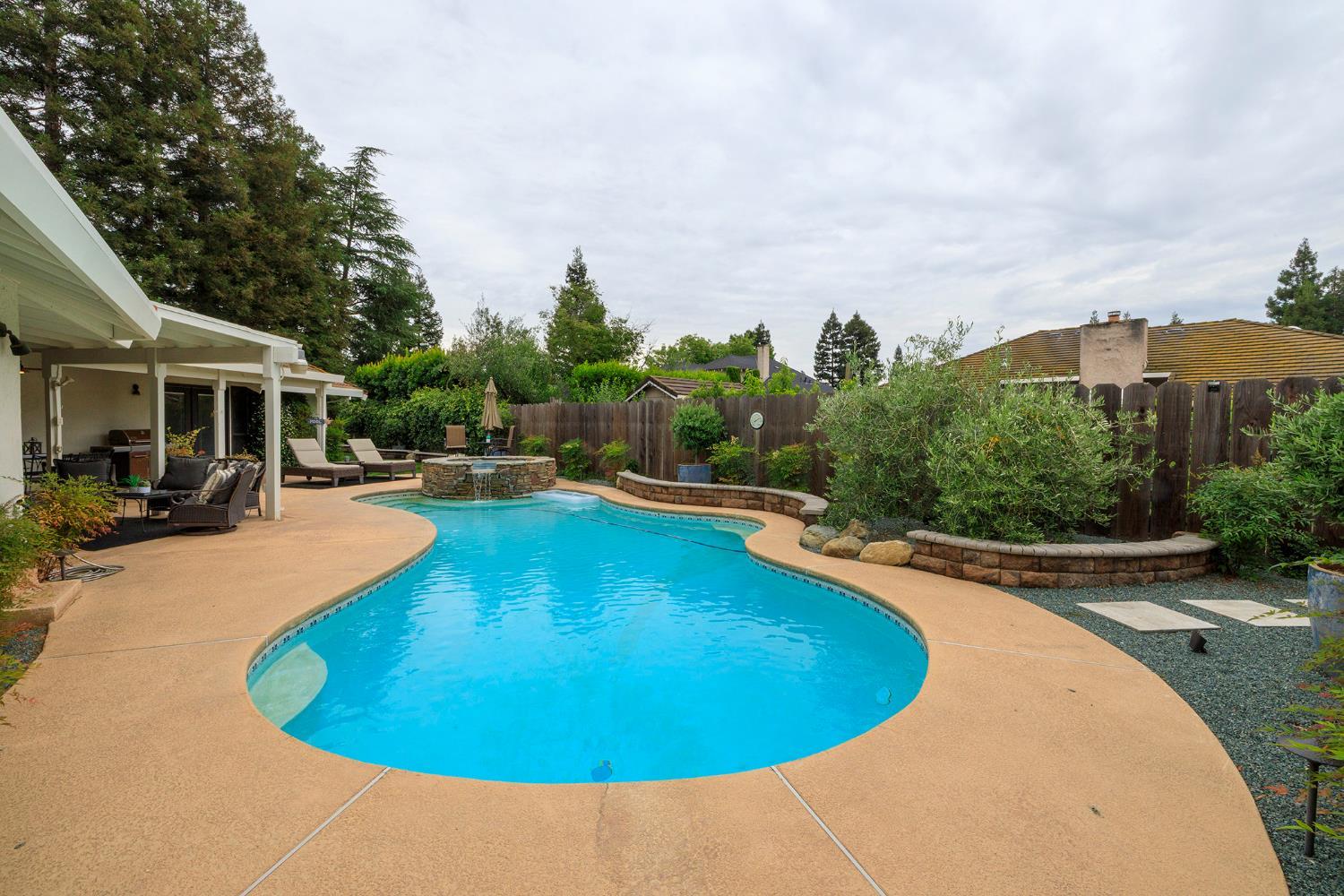 Turlock, California, 95382, United States, 4 Bedrooms Bedrooms, ,3 BathroomsBathrooms,Residential,For Sale,2049406