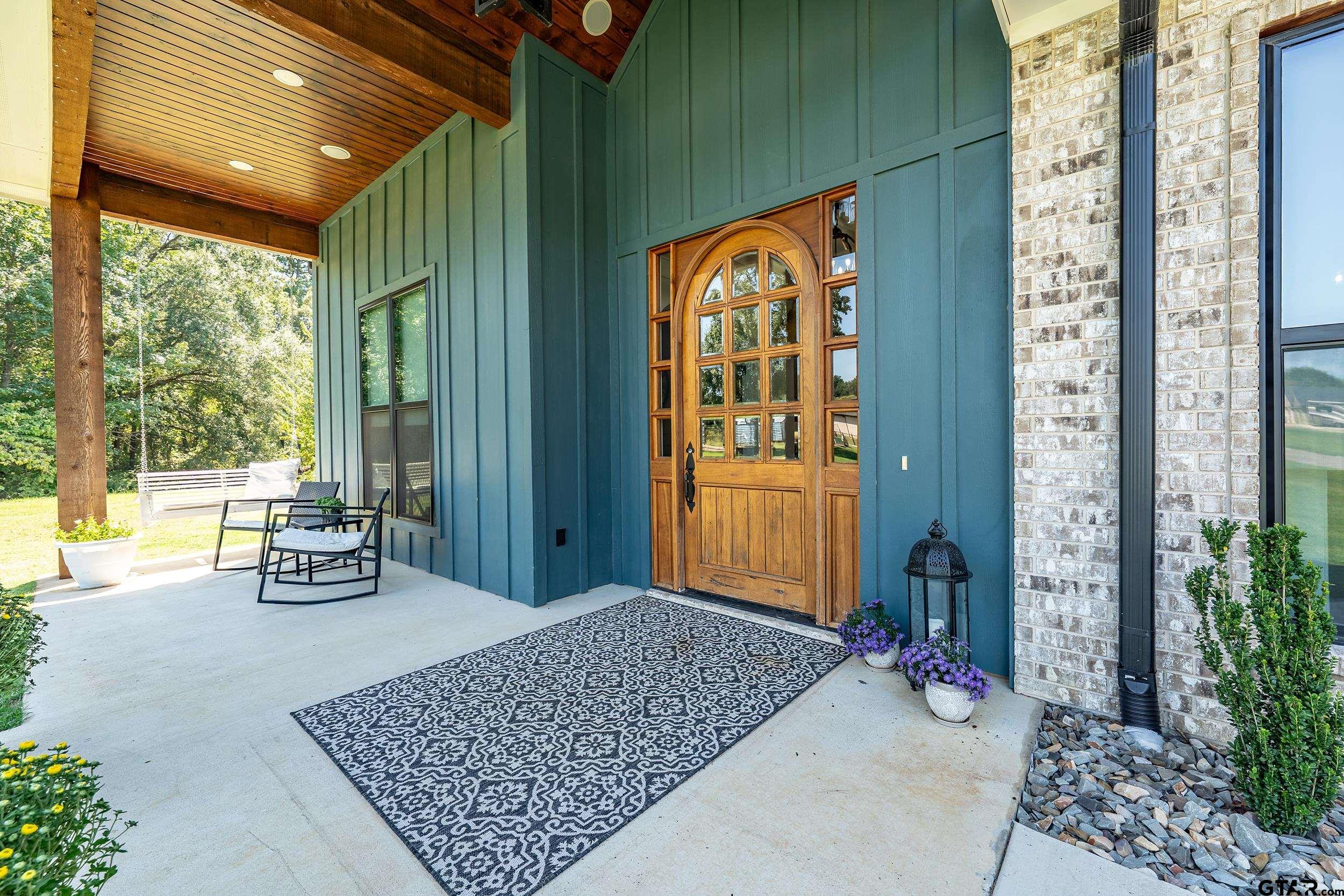 Mineola, Texas, 75773, United States, 3 Bedrooms Bedrooms, ,3 BathroomsBathrooms,Residential,For Sale,1951277