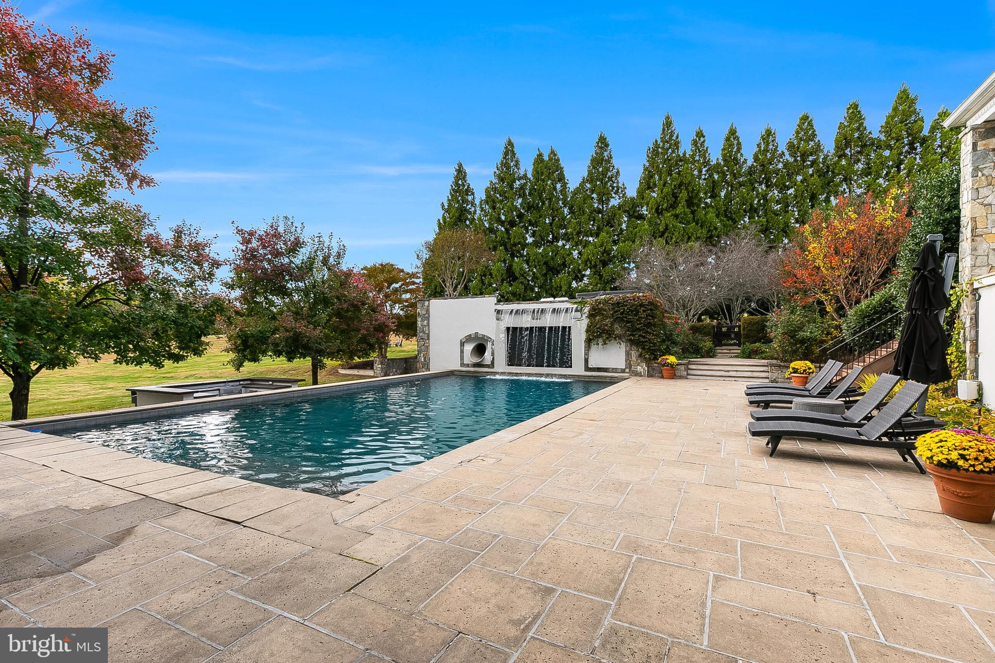 Aldie, Virginia, 20105, United States, 5 Bedrooms Bedrooms, ,7 BathroomsBathrooms,Residential,For Sale,1980828