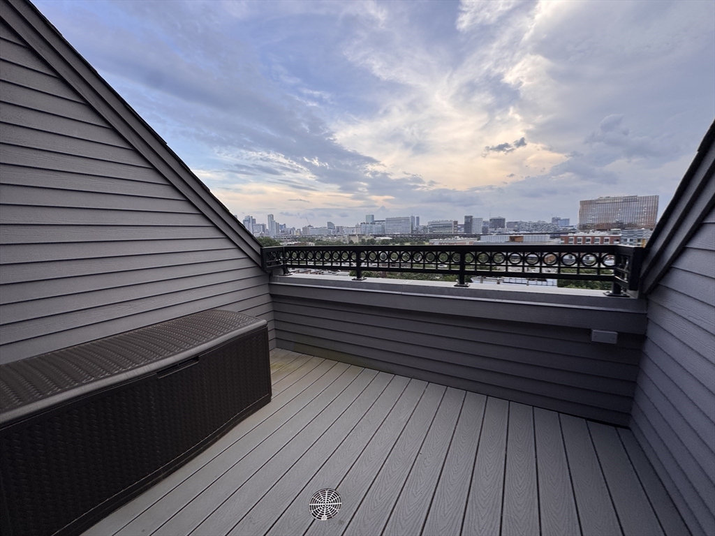 Boston, Massachusetts, 02129, United States, 3 Bedrooms Bedrooms, ,3 BathroomsBathrooms,Residential,For Sale,1883485