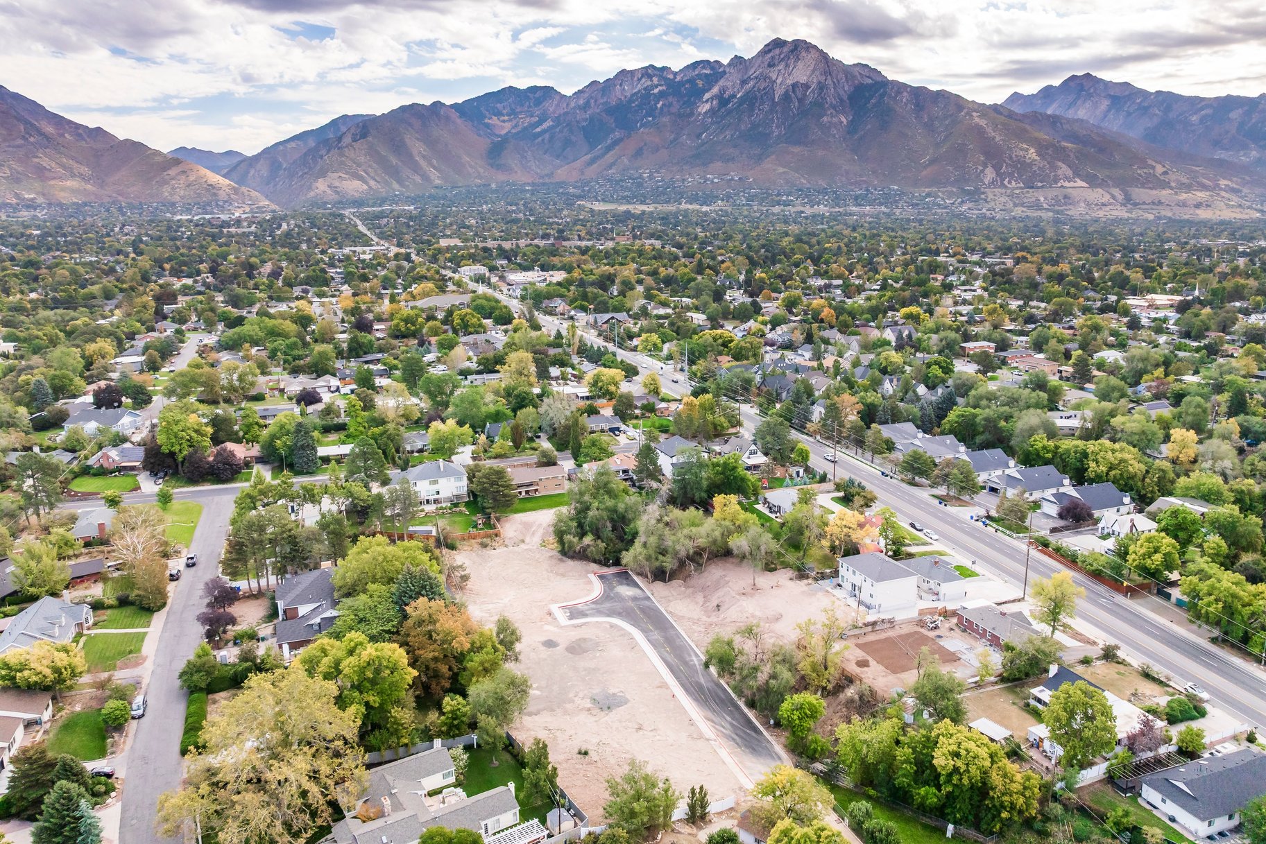  Build New in the Heart of Millcreek - 物件實景