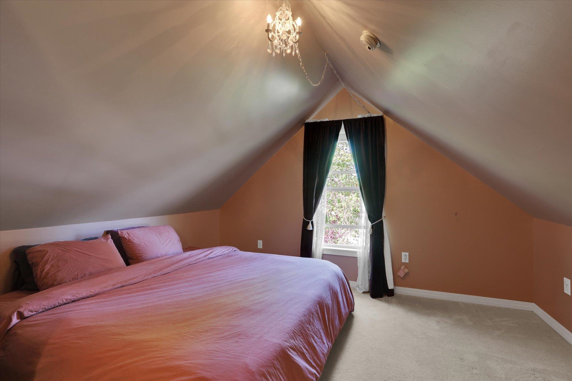 Spokane, Washington, 99203, United States, 4 Bedrooms Bedrooms, ,3 BathroomsBathrooms,Residential,For Sale,1939271
