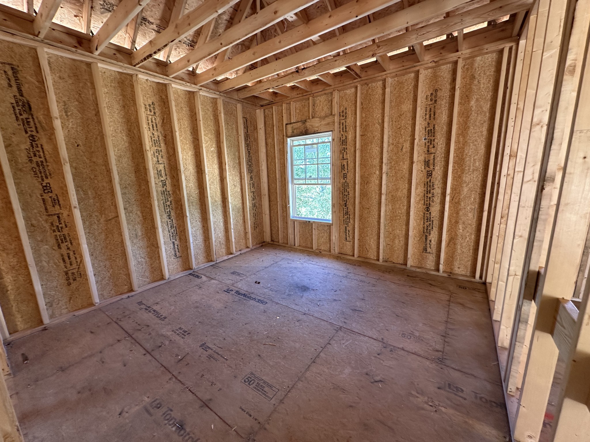 Cumberland Furnace, Tennessee, 37051, United States, 3 Bedrooms Bedrooms, ,3 BathroomsBathrooms,Residential,For Sale,1975749