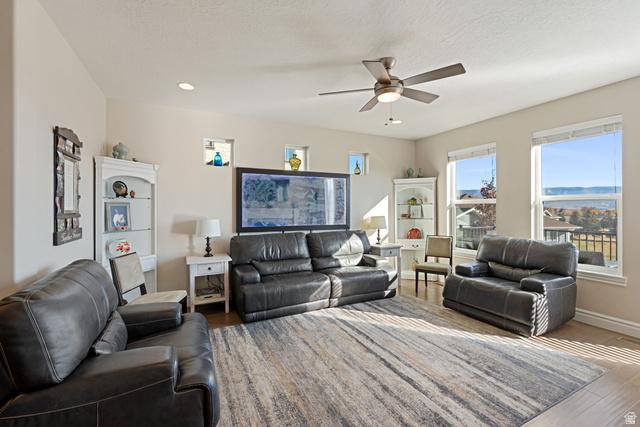 Midway, Utah, 84049, United States, 3 Bedrooms Bedrooms, ,4 BathroomsBathrooms,Residential,For Sale,1987398