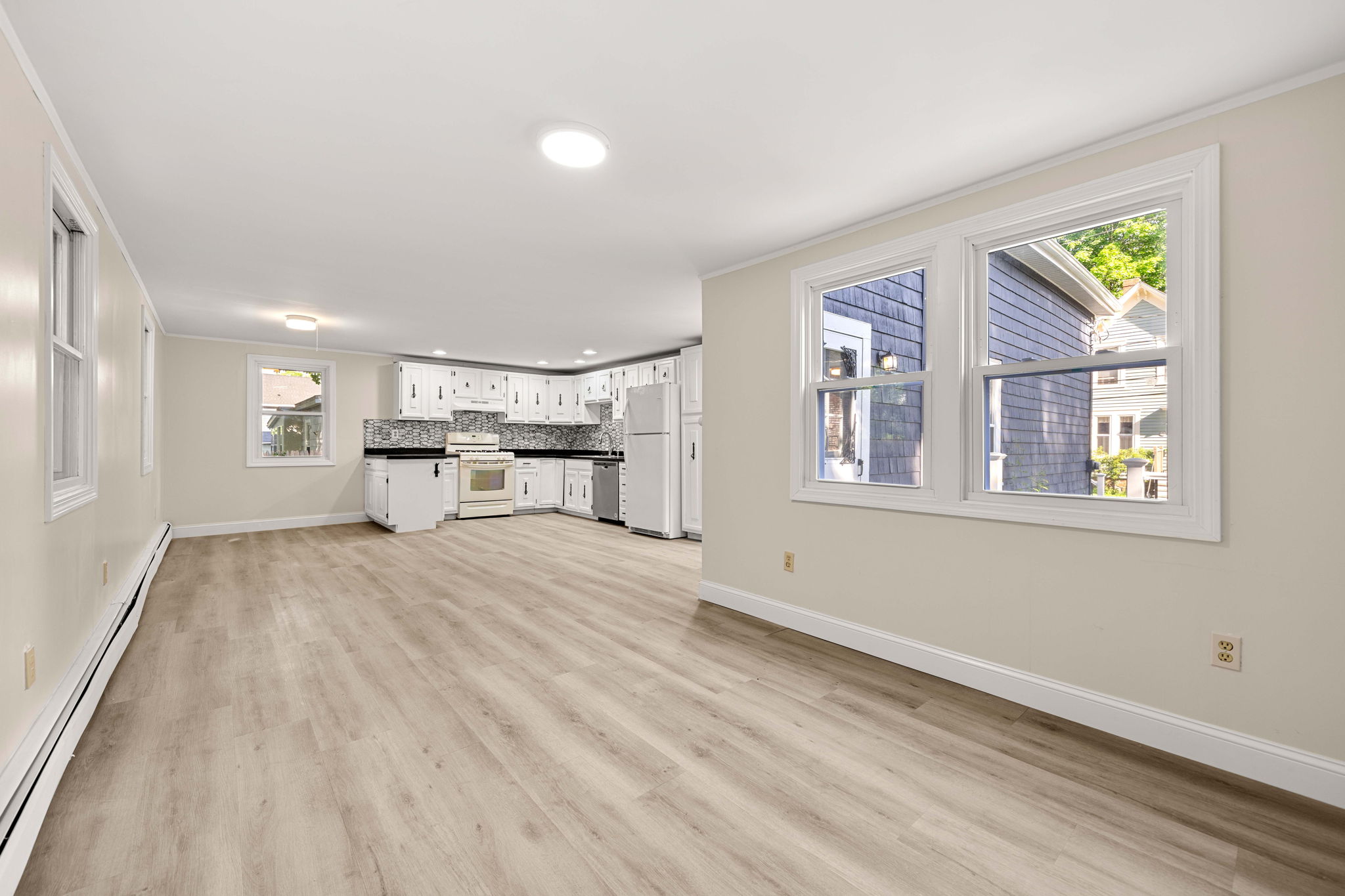  11 Central, Merrimac, MA, 01860 - 物件實景