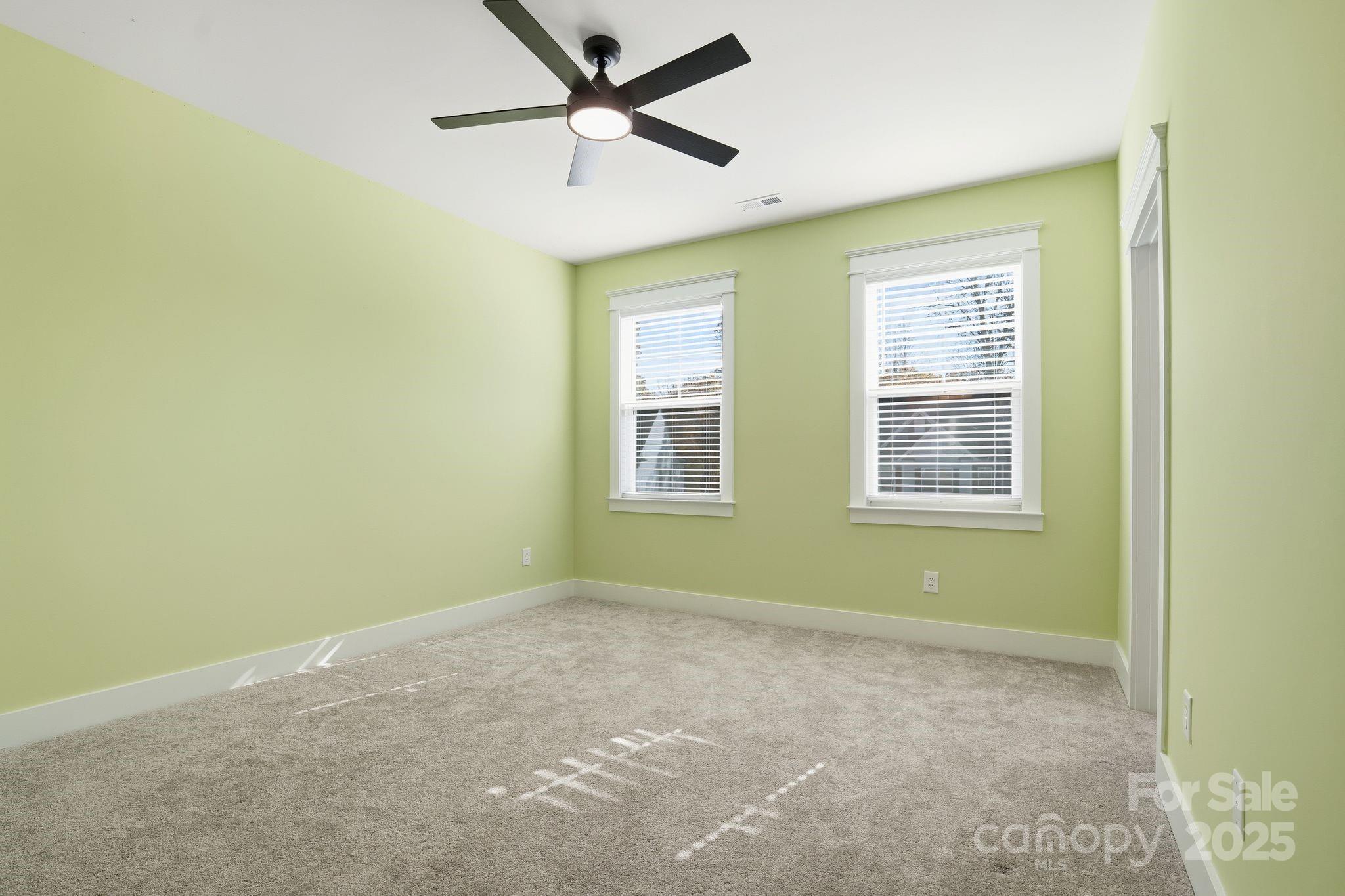 Huntersville, North Carolina, 28078, United States, 6 Bedrooms Bedrooms, ,5 BathroomsBathrooms,Residential,For Sale,1988370