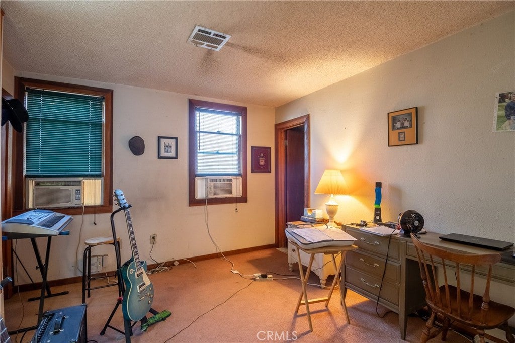 Redlands, California, 92373, United States, 4 Bedrooms Bedrooms, ,2 BathroomsBathrooms,Residential,For Sale,1989912