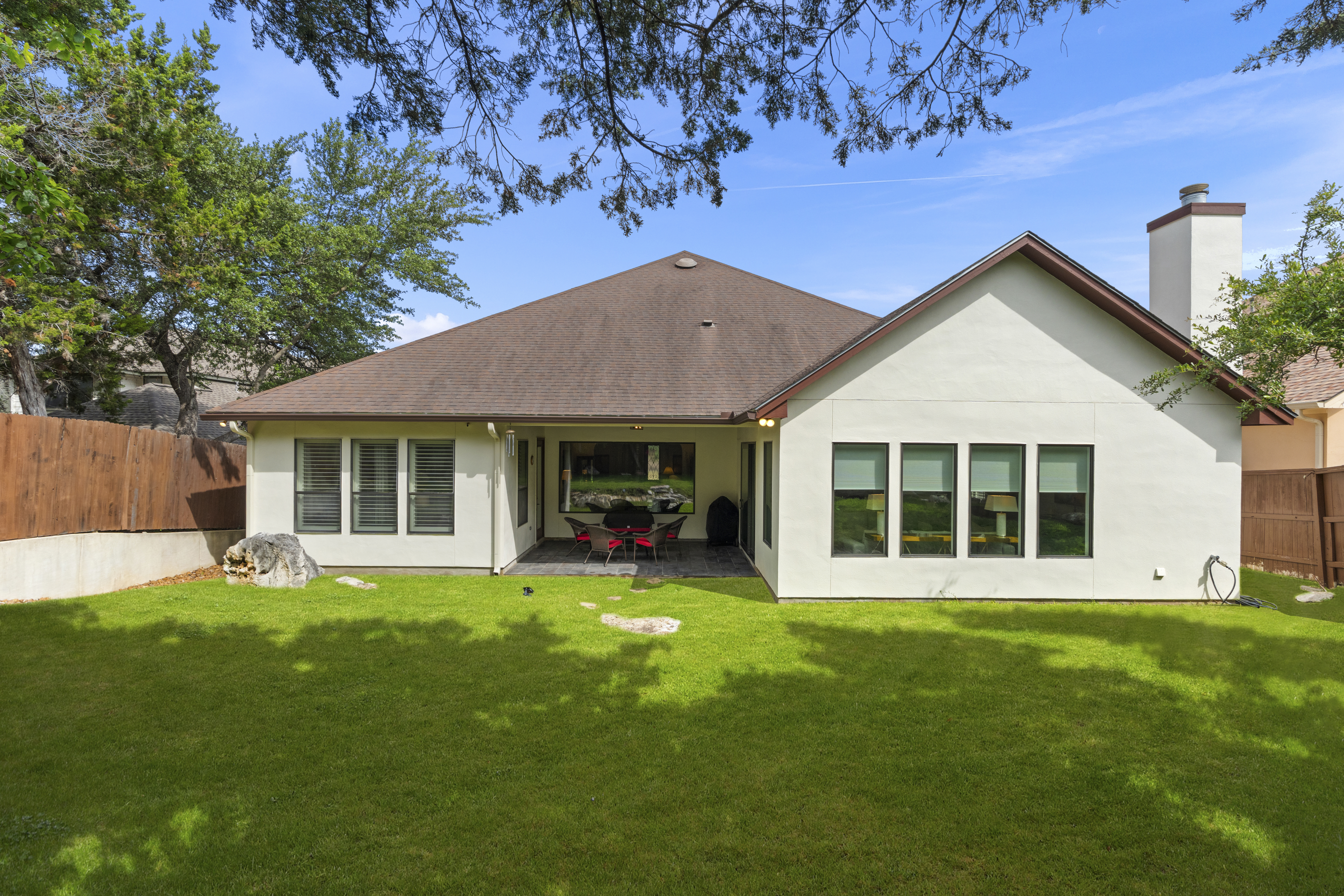  Remodeled Estate Living in Rogers Ranch - 物件實景