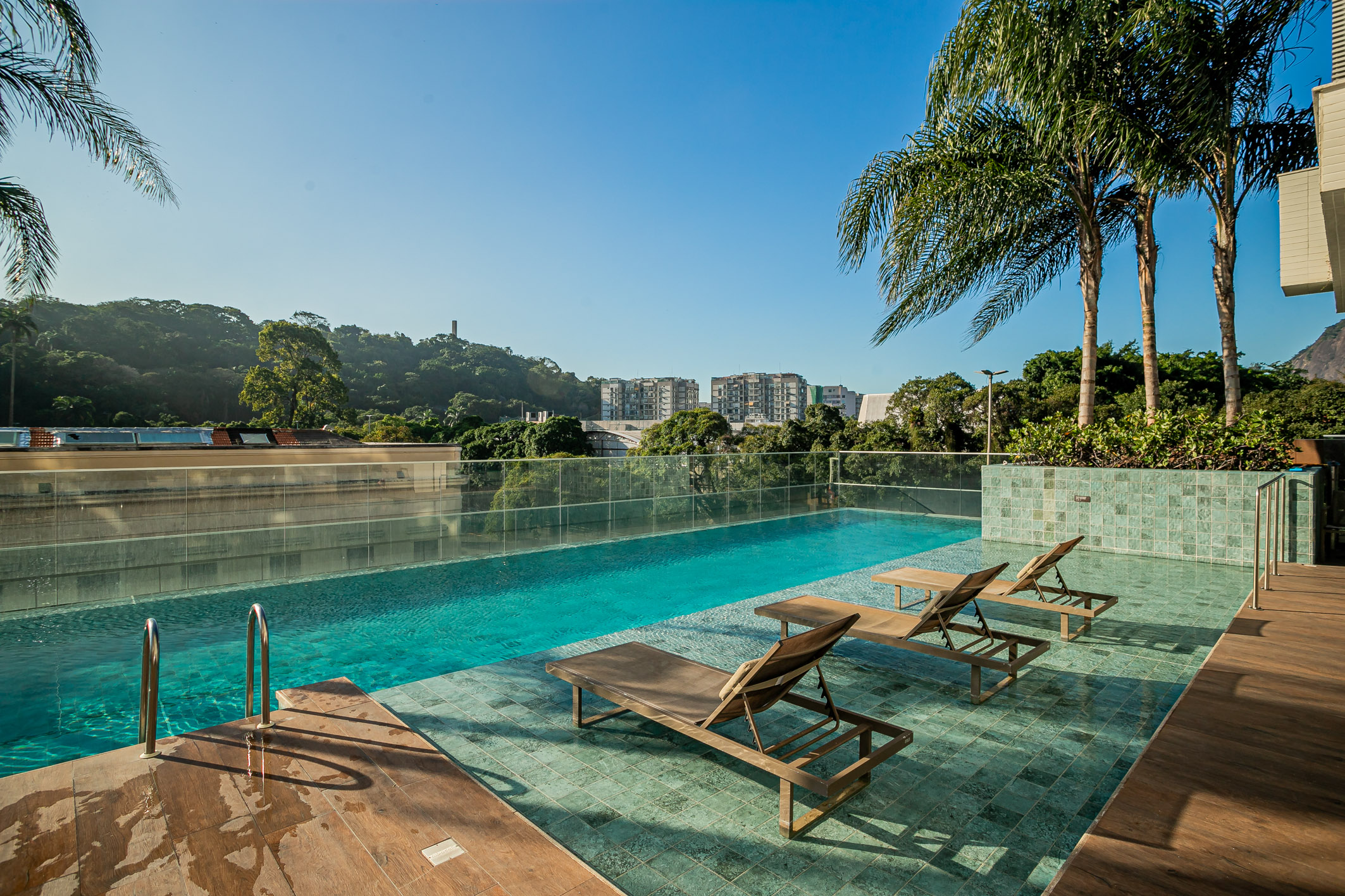  Apartment with gourmet balcony in condominium with full amenities - 物件實景