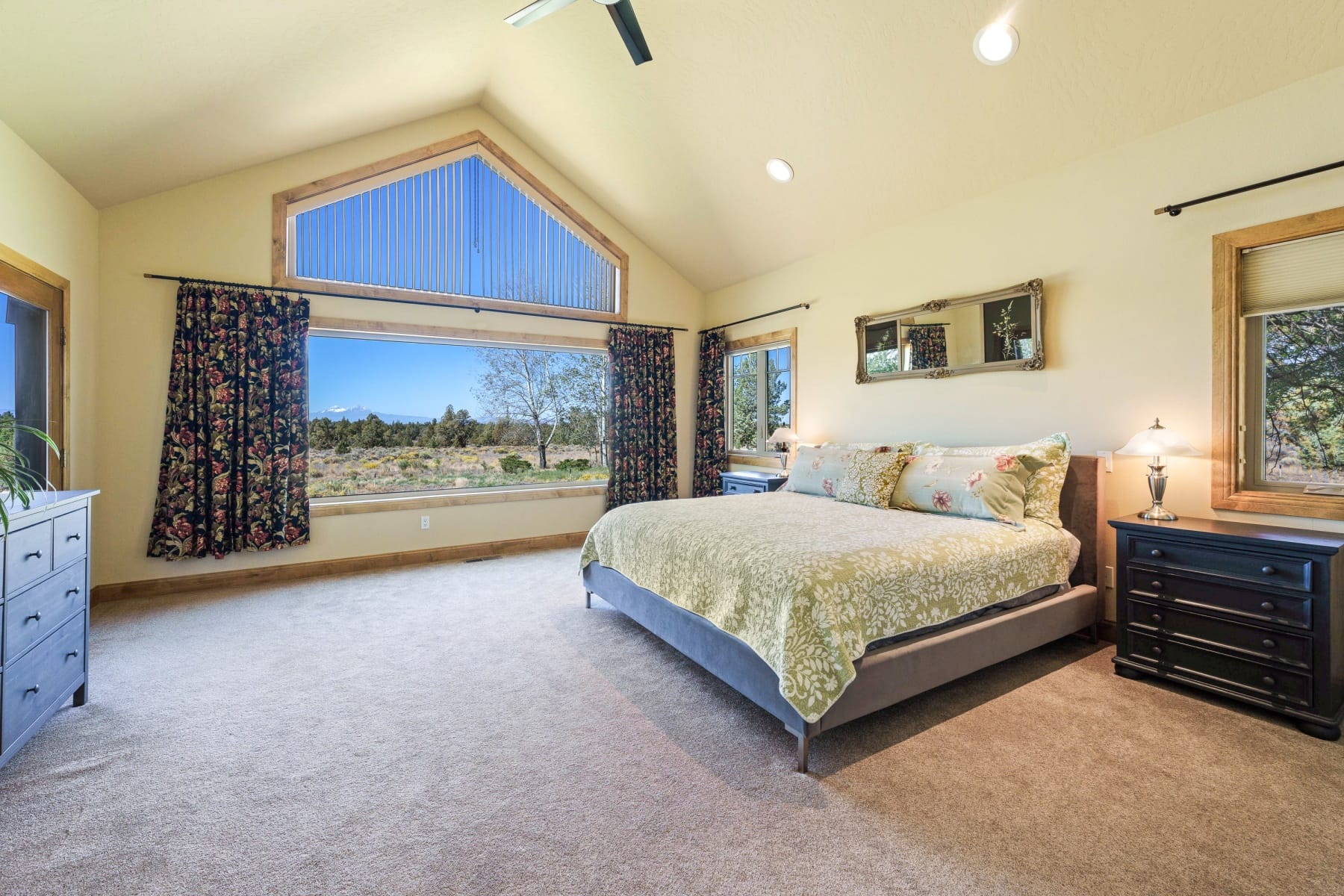  6755 SW Mount Bachelor Drive Powell Butte, OR 97753 - 物件實景
