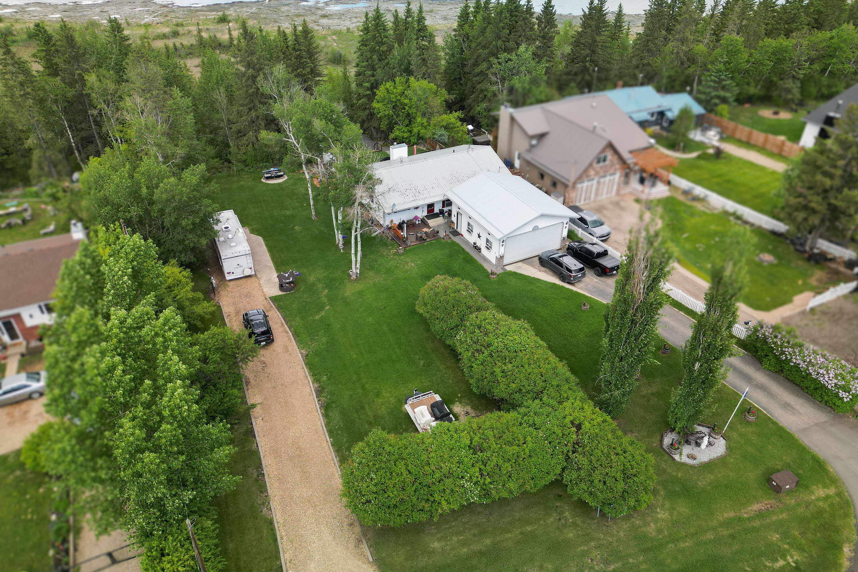  Rural Lacombe County, North - 物件實景