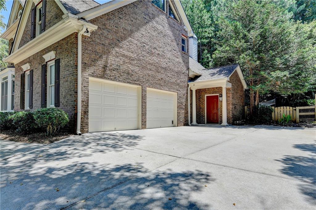 Canton, Georgia, 30115, United States, 6 Bedrooms Bedrooms, ,5 BathroomsBathrooms,Residential,For Sale,1887424