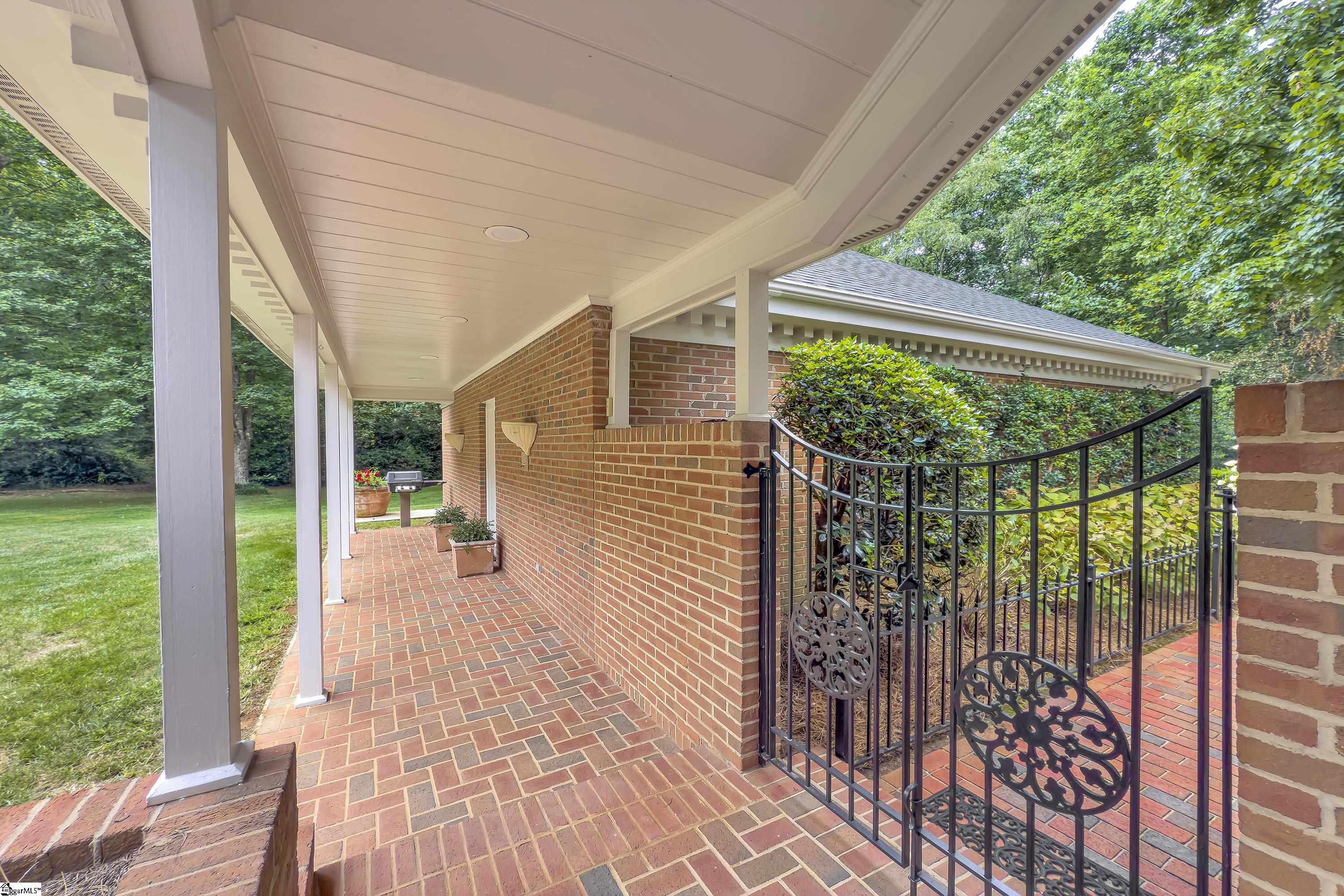 Greenville, South Carolina, 29607, United States, 6 Bedrooms Bedrooms, ,5 BathroomsBathrooms,Residential,For Sale,1901352