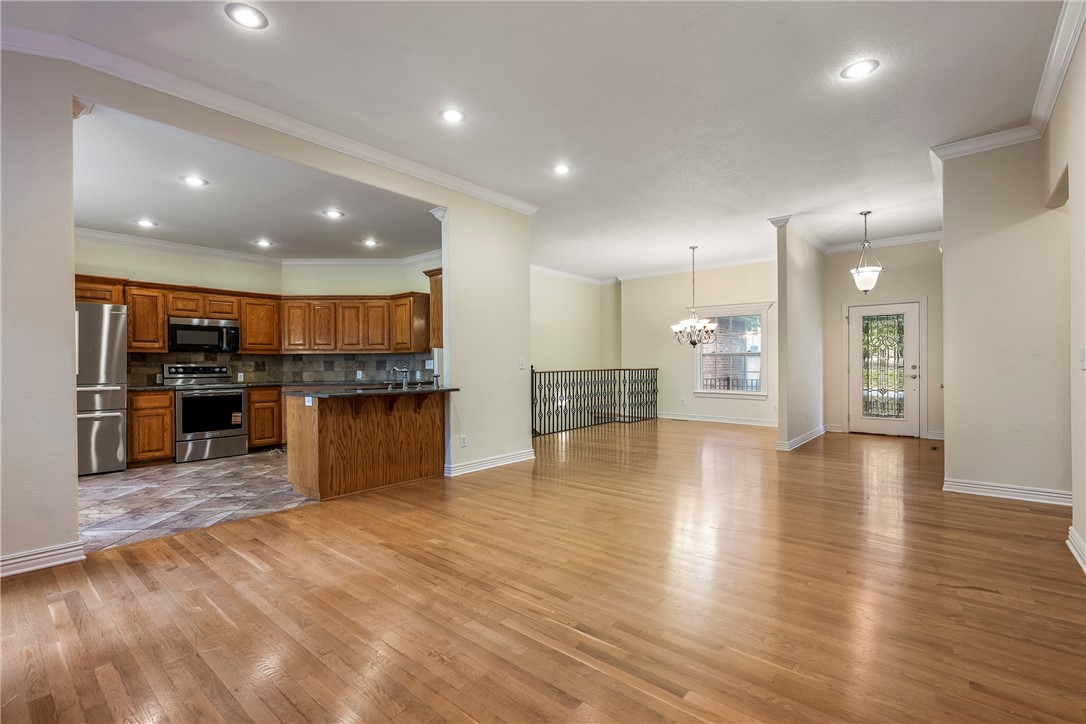 Bella Vista, Arkansas, 72714, United States, 4 Bedrooms Bedrooms, ,3 BathroomsBathrooms,Residential,For Sale,1916818
