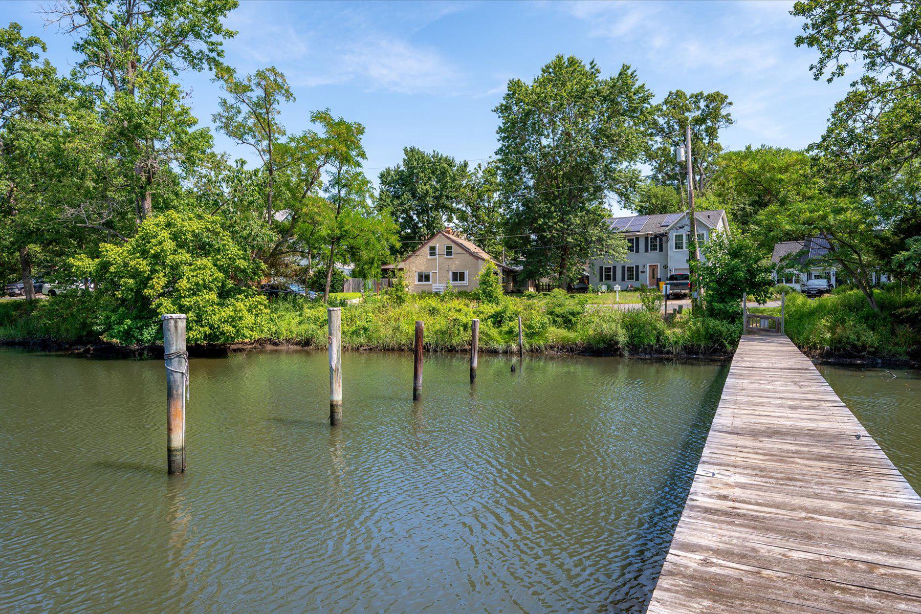 2033 Shore Drive, Edgewater, MD, 21037 - 物件實景